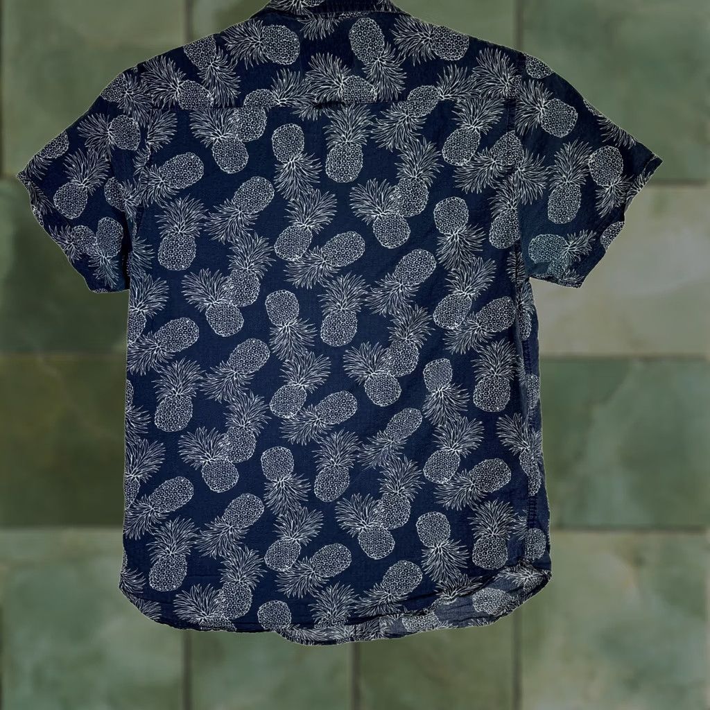 Vintage Cactus Man Shirt Small Navy Pineapple Print Slim Cotton Button-Up M570 Mens Slim Shirt Size US S / EU 44-46 / 1 - 1 Thumbnail