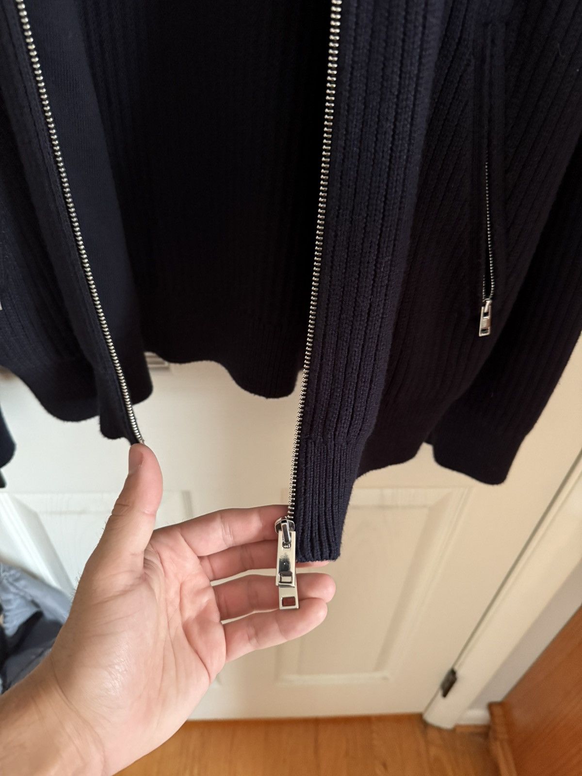 Theory Theory sweater zip up Size US M / EU 48-50 / 2 - 3 Thumbnail
