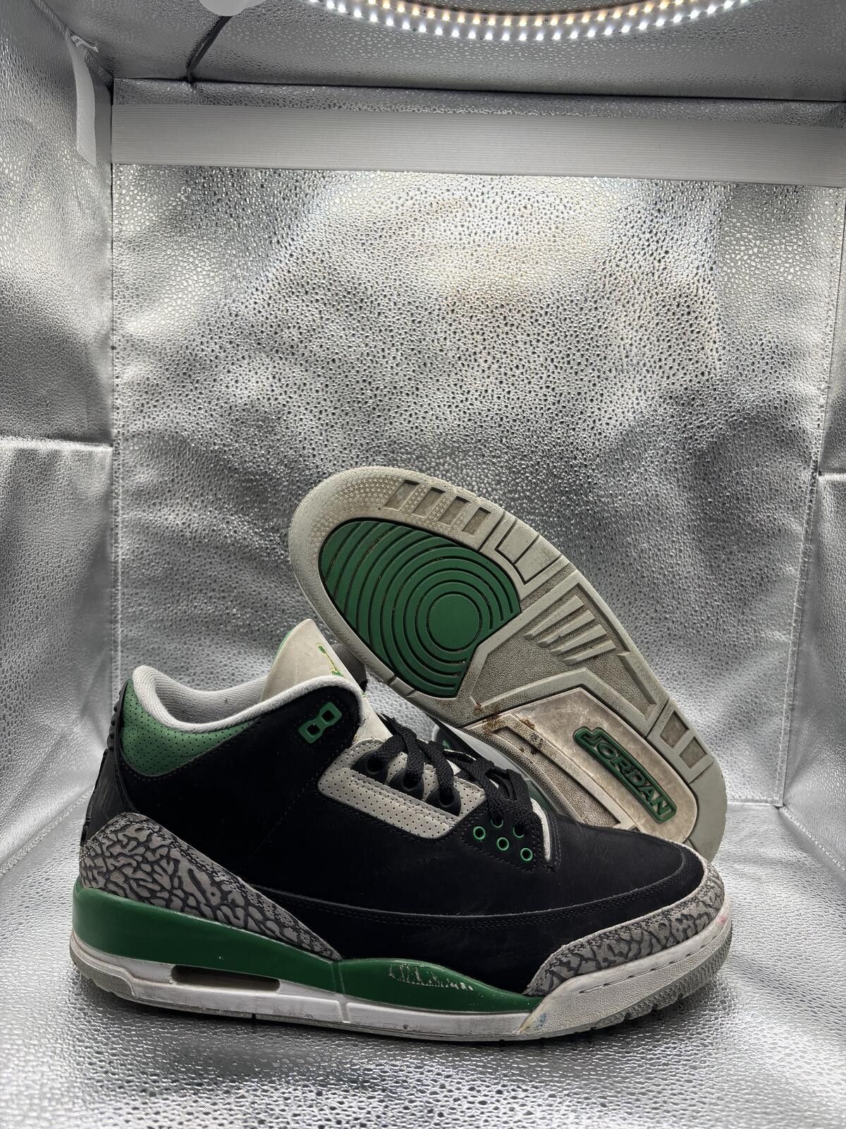 Jordan Brand Air Jordan 3 pine green Size US 11 / EU 44 - 1 Thumbnail