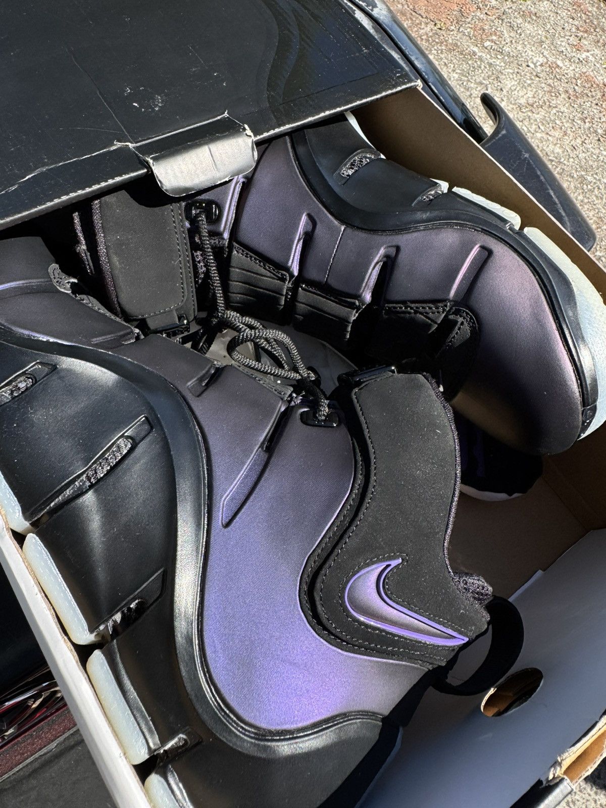 Nike Lebron IV 'Eggplant' Size US 11 / EU 44 - 3 Thumbnail