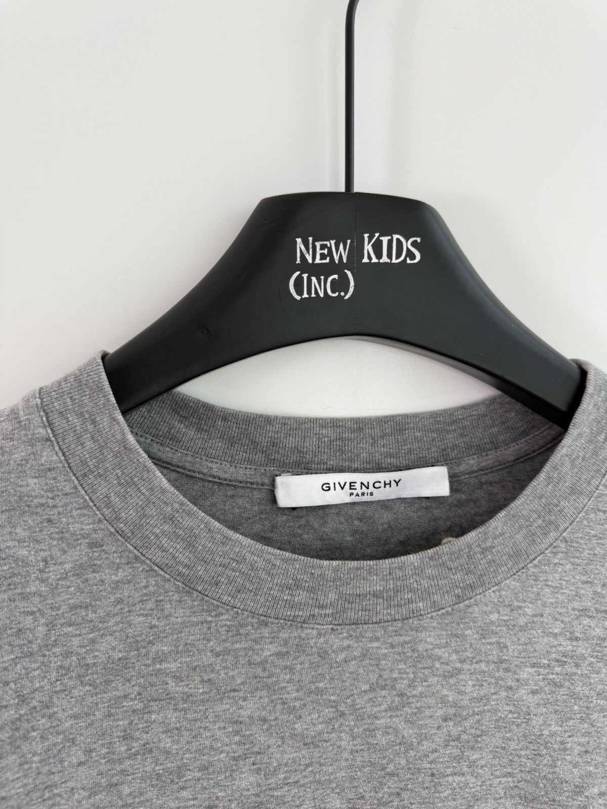 Givenchy Givenchy Lion T Shirt Size US XS / EU 42 / 0 - 2 Thumbnail