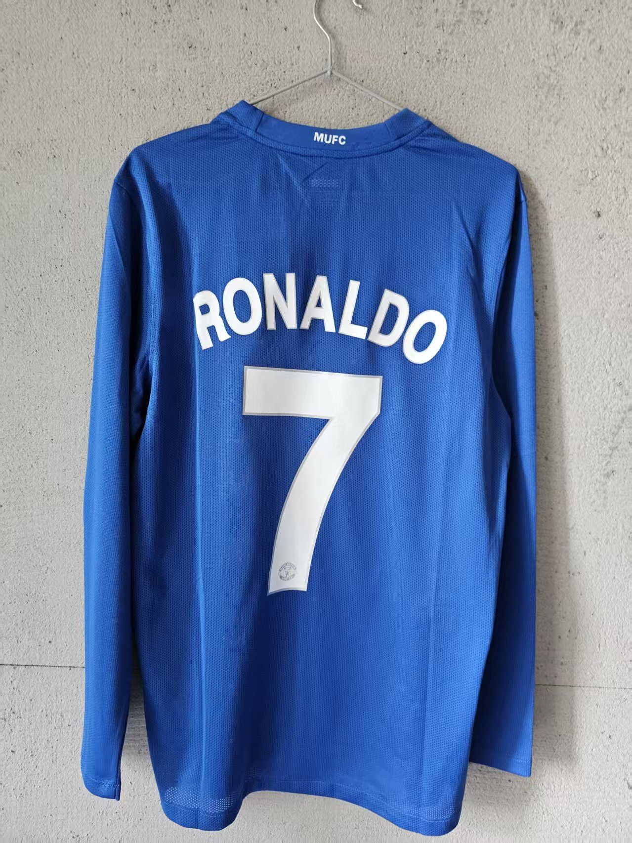 Other 2008 2009 MUFC #7 C Ronaldo Jersey Longsleeve Size US XL / EU 56 / 4 - 1 Thumbnail