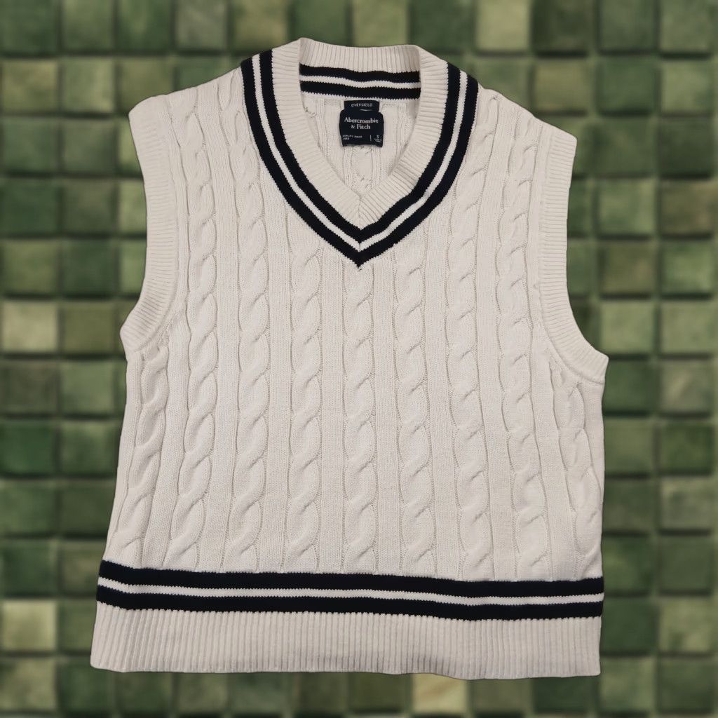 Abercrombie & Fitch Abercrombie & Fitch Cable Knit Sweater Vest Mens Small White Tennis Vest Size US S / EU 44-46 / 1 - 1 Thumbnail