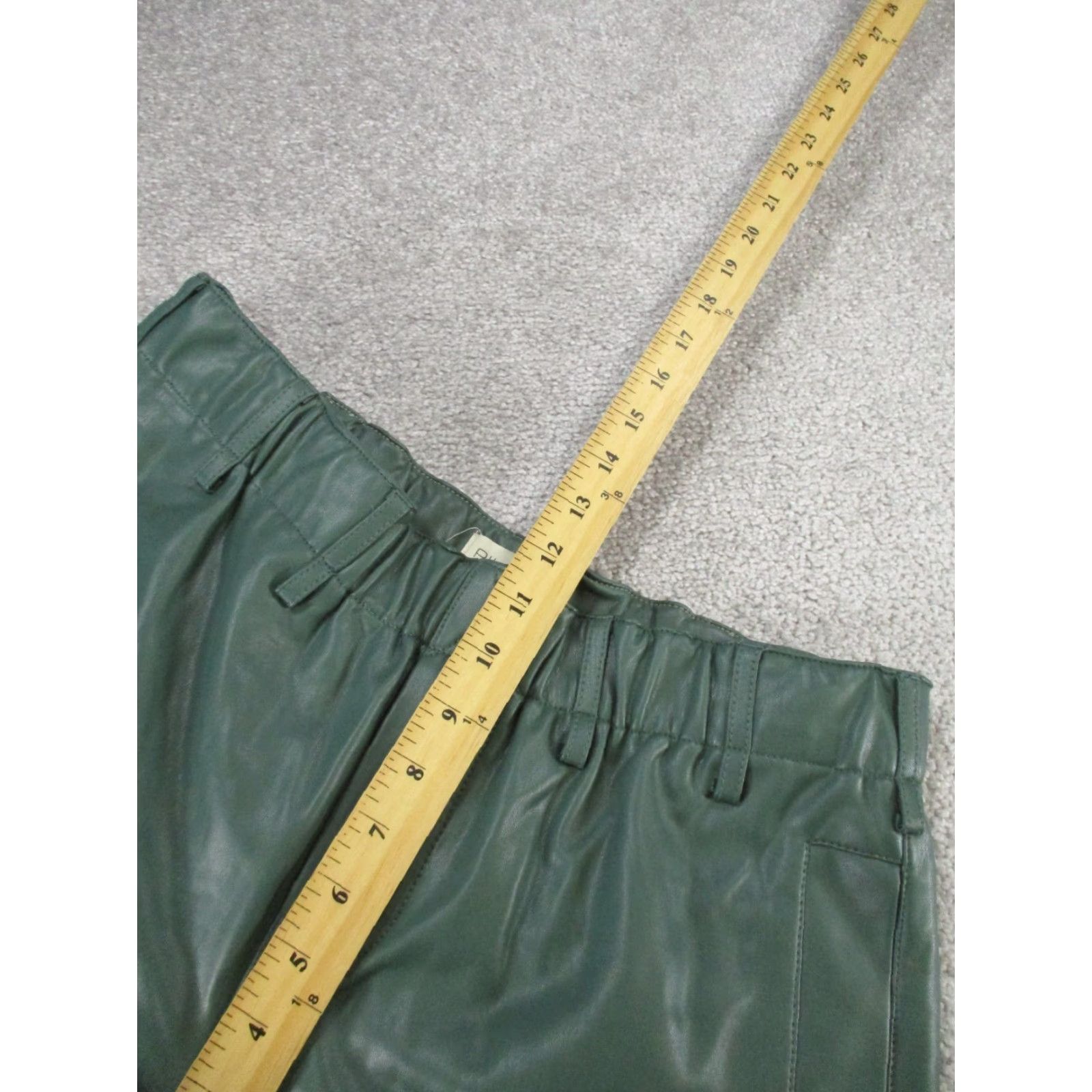 Anthropologie Pilcro By Anthropologie Joggers Womens S Green Faux Leather Size 28" / US 6 / IT 42 - 6 Thumbnail