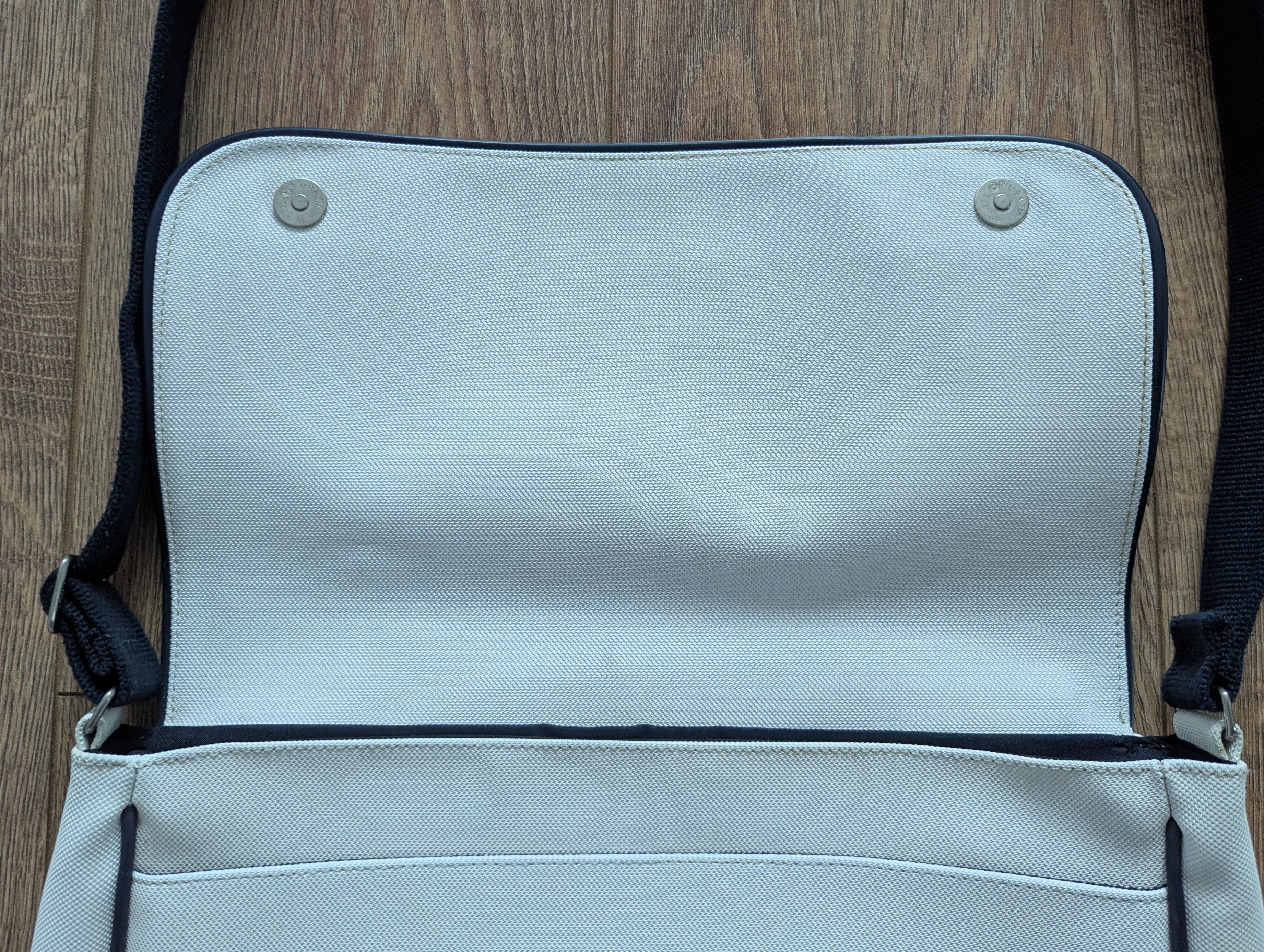 Lacoste Lacoste PVC Messenger Unisex Bag Sports Luxury Accessoires Size ONE SIZE - 11 Thumbnail