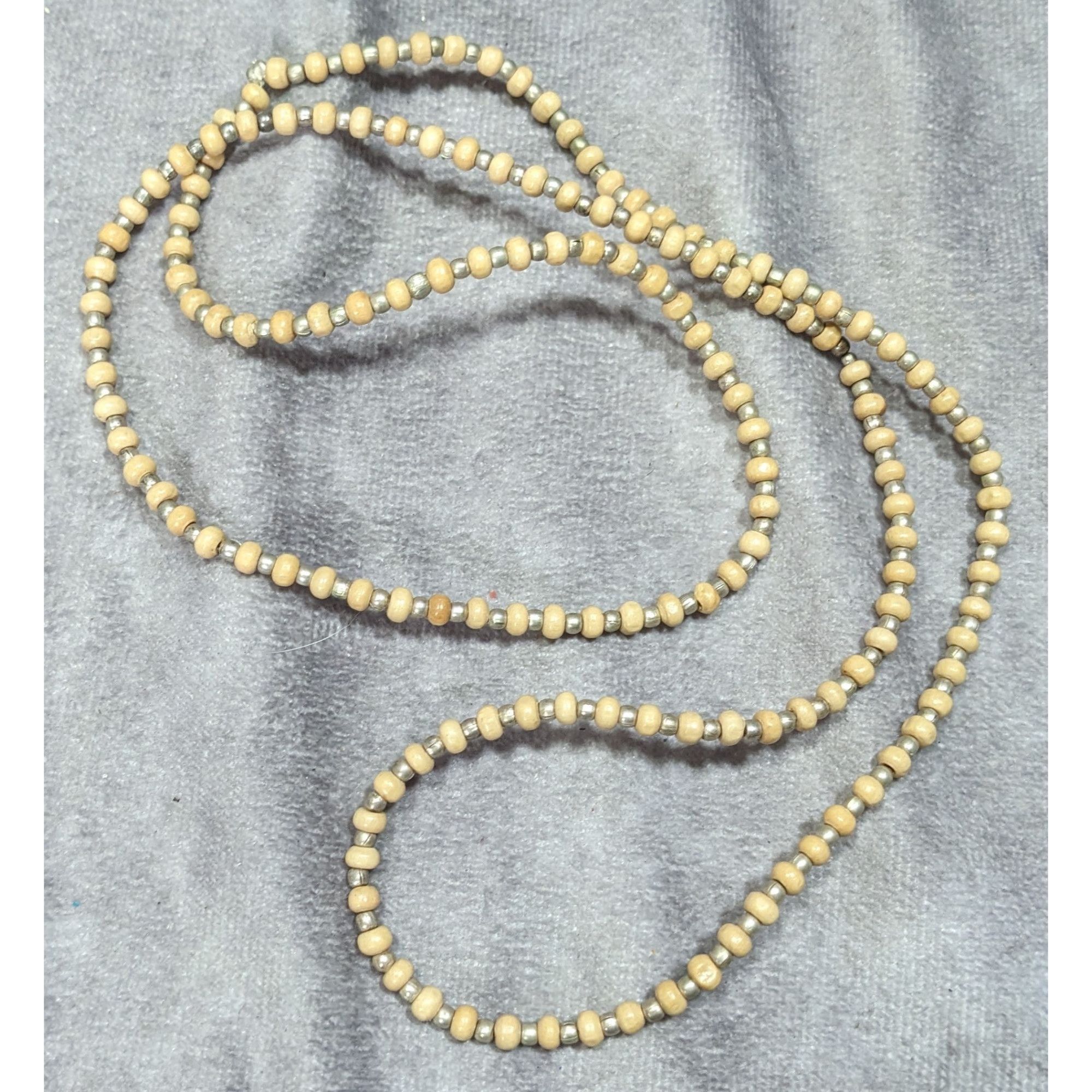 Other Vintage Long Beige & Gold-Toned Beaded Necklace Size ONE SIZE - 5 Thumbnail