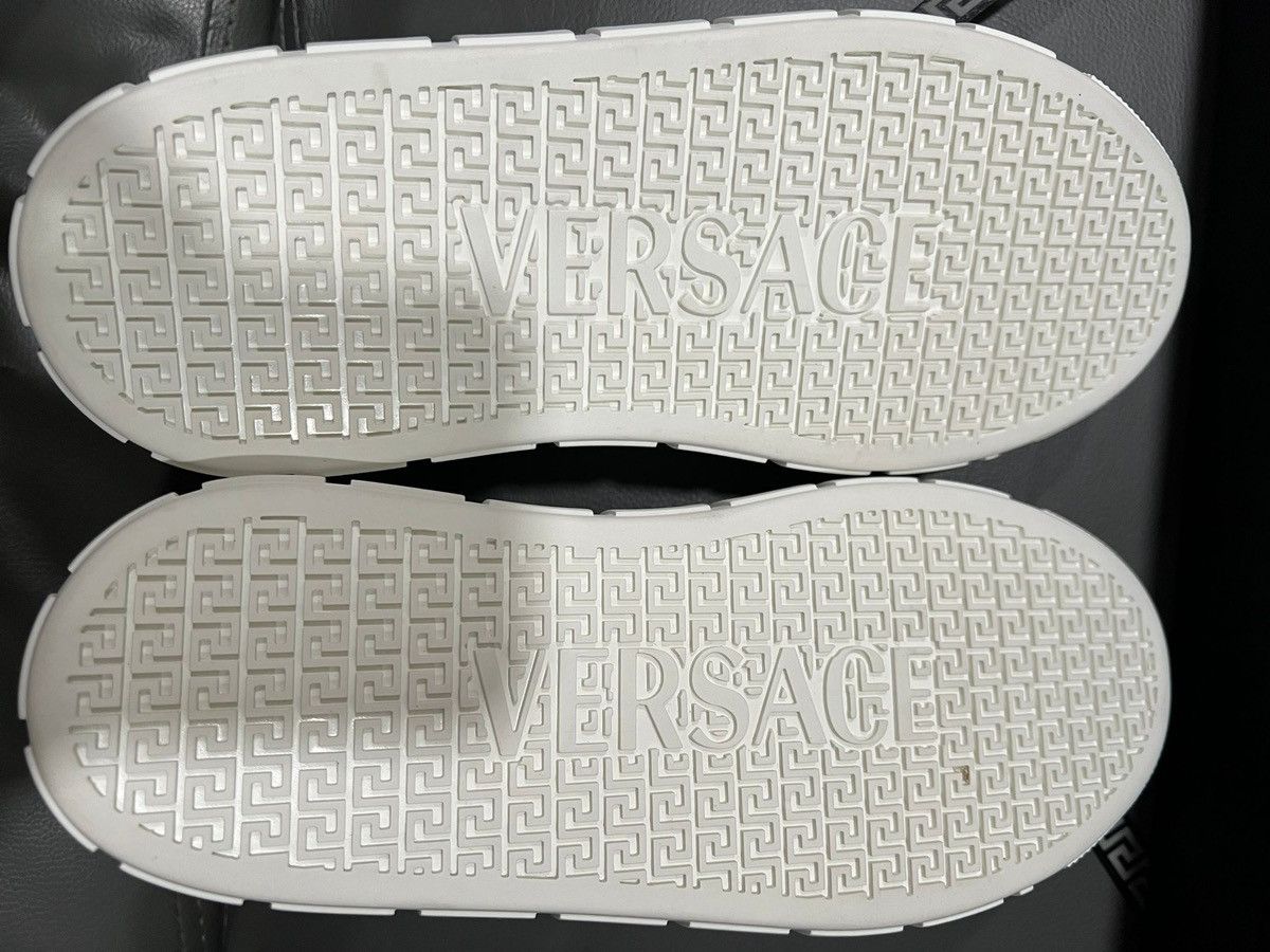 Versace Versace Greca sneakers Size US 8 / IT 38 - 5 Thumbnail