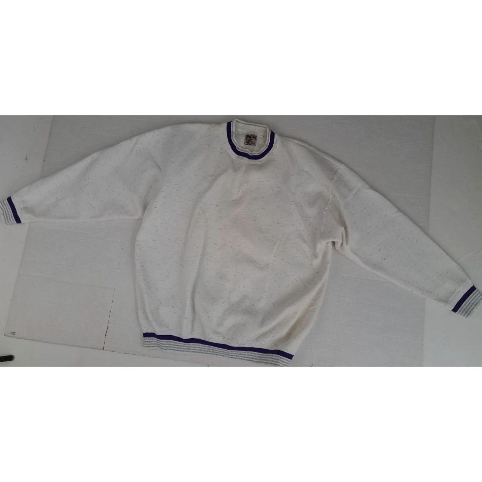 Vintage VINTAGE Oneita Sweatshirt Shirt 2XL Unisex Adults White Cotton Crew Neck Long Sleeve Pullover Canvas Regular USA Made Size US XXL / EU 58 / 5 - 3 Thumbnail