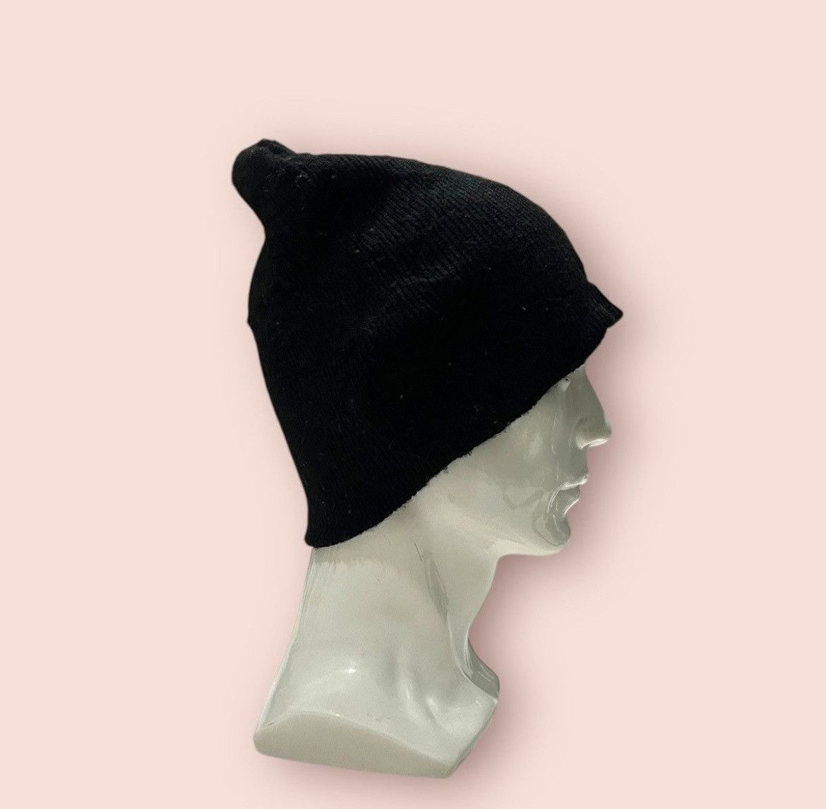 Playboy VINTAGE EMBROIDERED SMALL BUNNY LOGO PLAYBOY BEANIE Size ONE SIZE - 7 Thumbnail