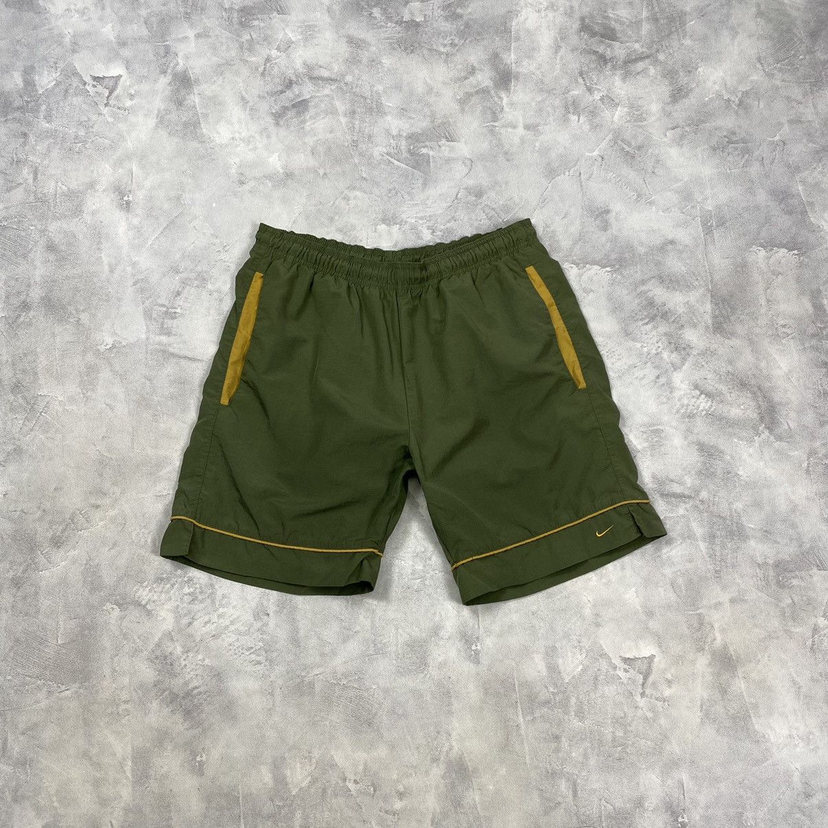 Nike Nike Vintage Shorts 00s | Grailed