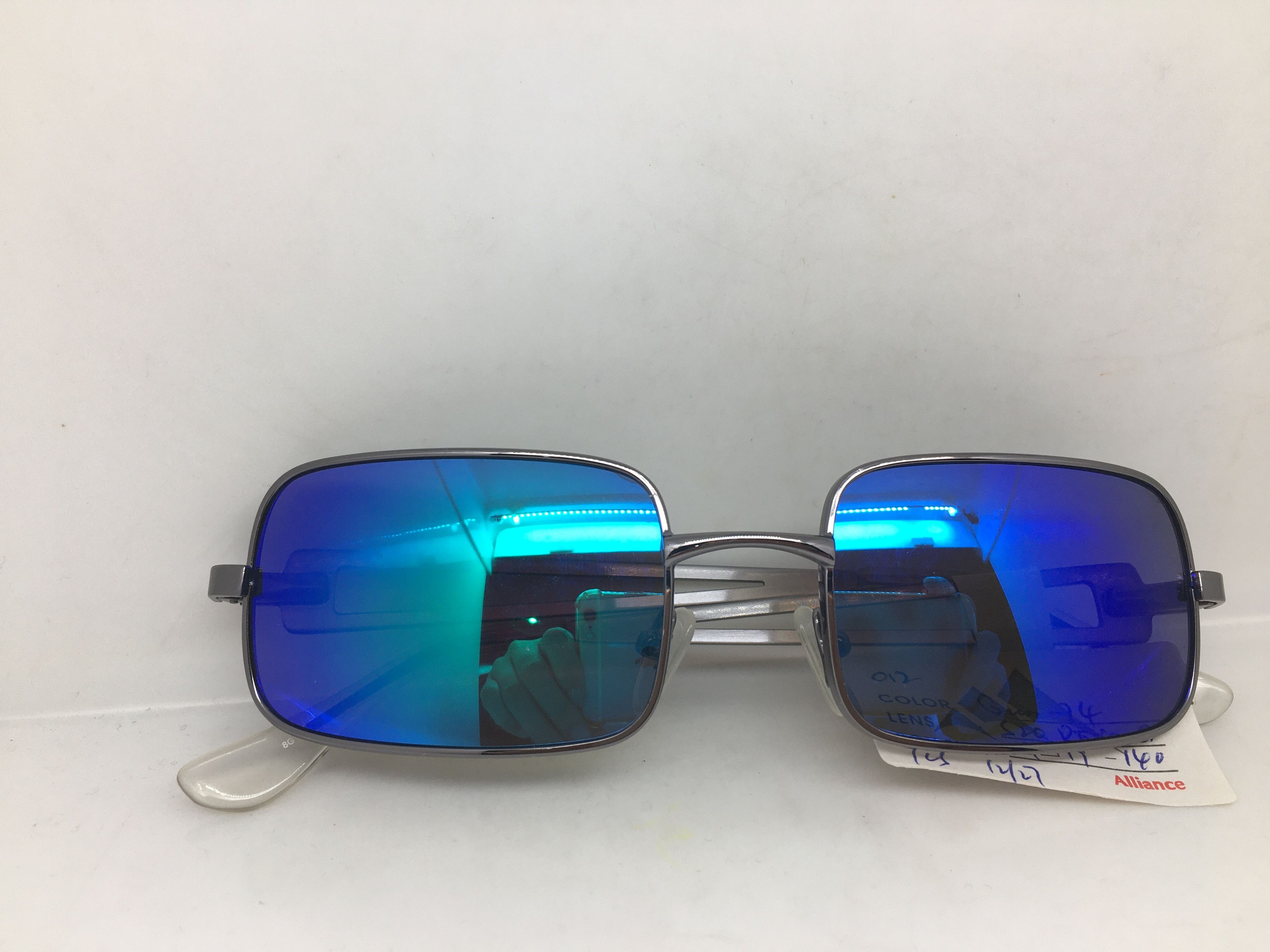 Gant Gant By Michael Bastian Silver Square Sunglasses Frame Size ONE SIZE - 6 Thumbnail