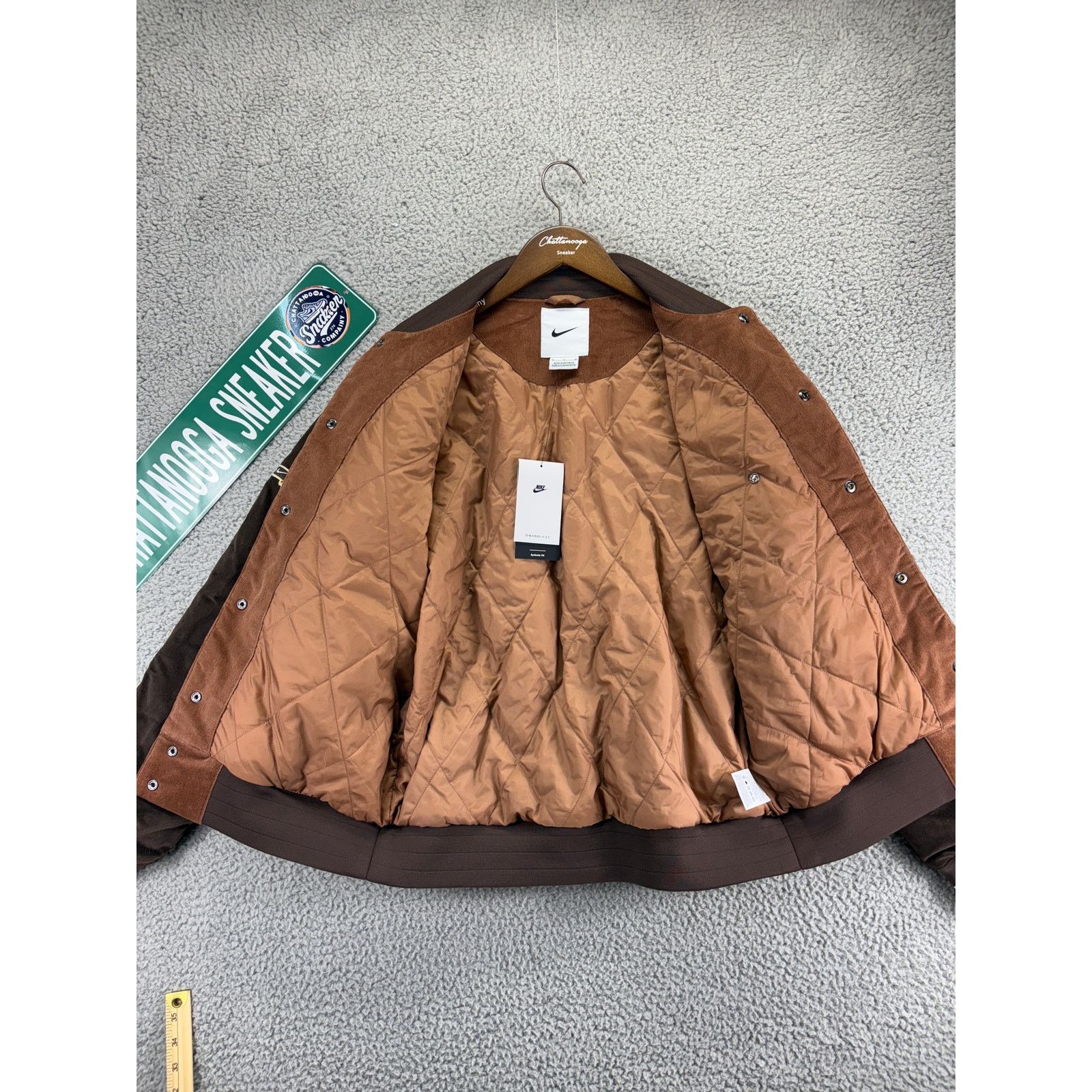 Nike Nike Letterman Varsity Bomber Corduroy Jacket Mens M Brown Size US M / EU 48-50 / 2 - 8 Thumbnail