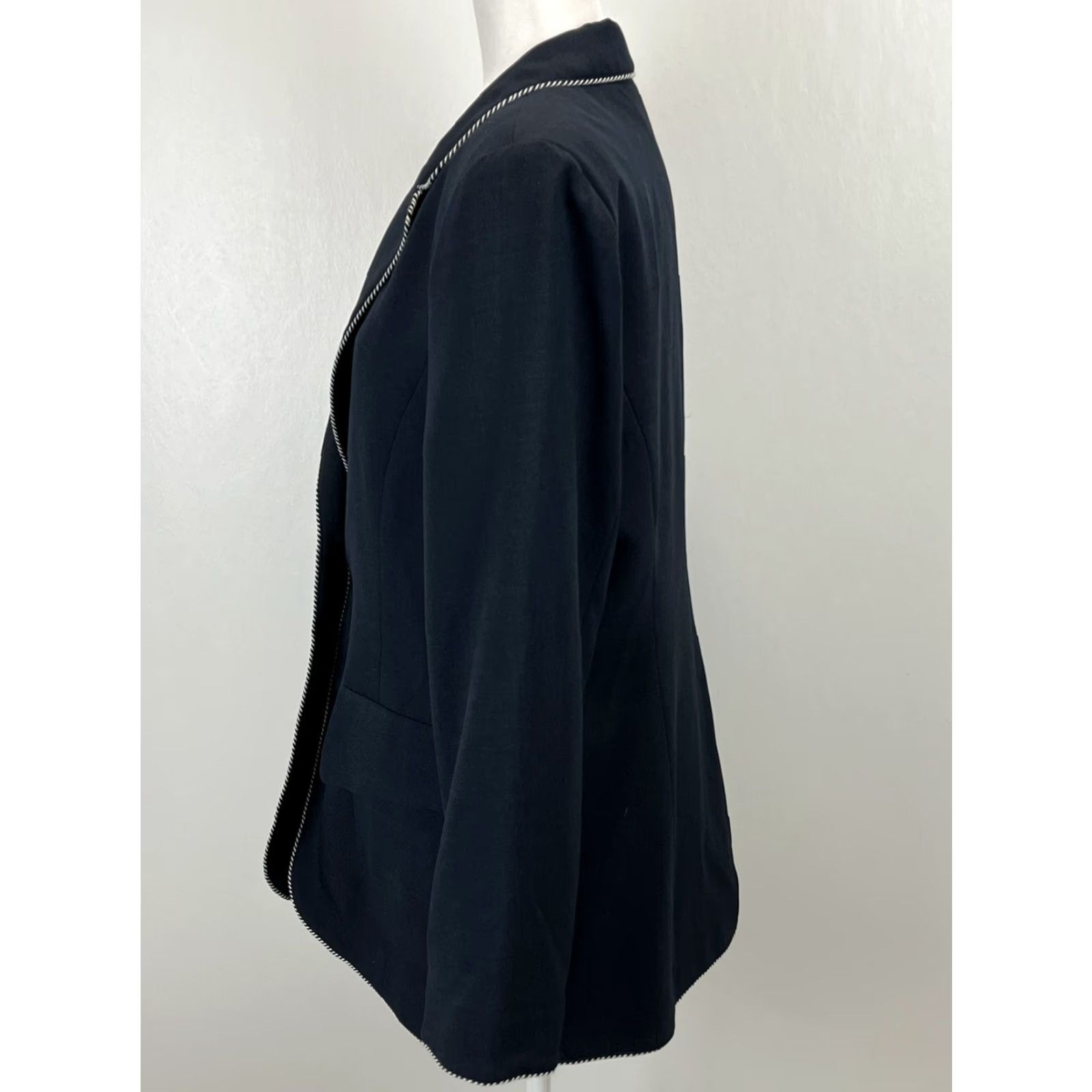 Mary McFadden Vintage Mary Mcfadden 2 Pc Skirt Suit Sz 14 Womens Navy Jacket Classic Career Power Size 36" / US 14 / IT 50 - 3 Thumbnail