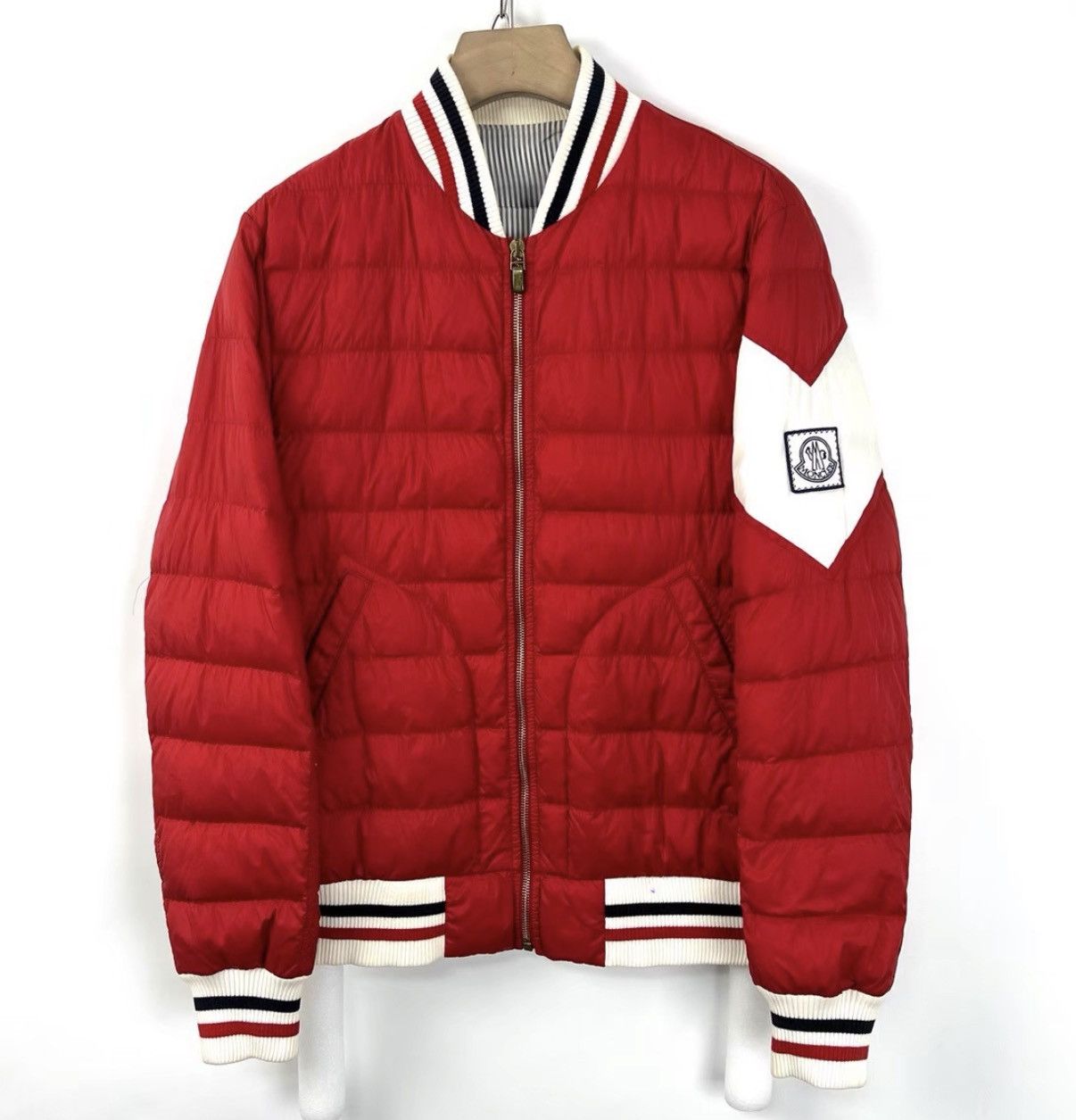 Moncler Moncler x Thom Browne Gamme Bleu Sleeve Logo Down Jacket K12 Size XS / US 0-2 / IT 36-38 - 1 Thumbnail