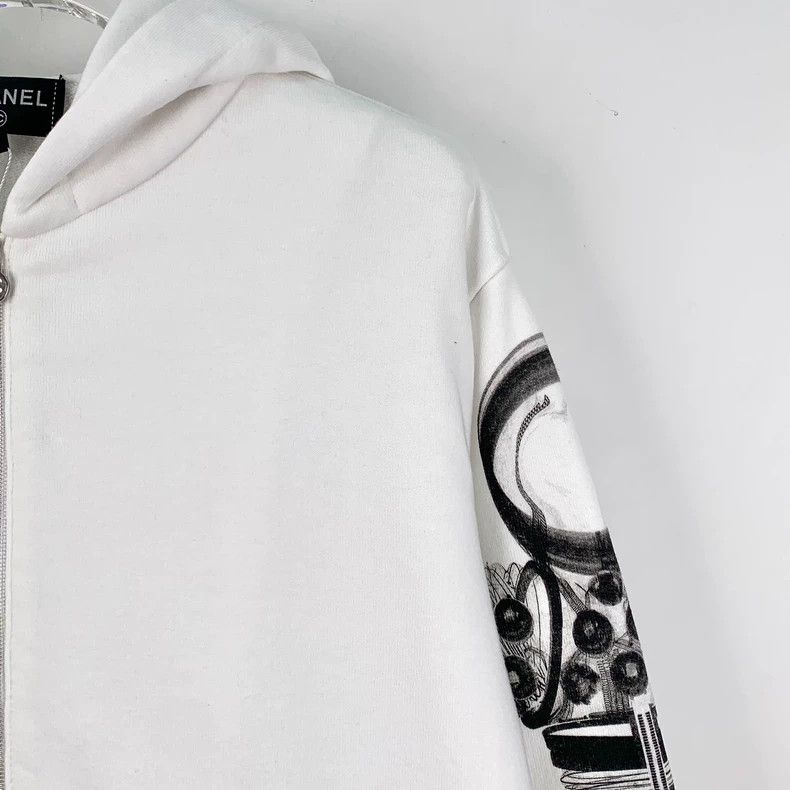 Chanel Chanel White astronaut printed cotton hooded zipper long-s Size US S / EU 44-46 / 1 - 3 Thumbnail
