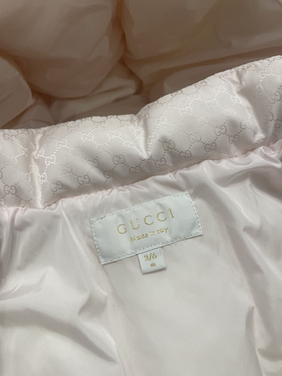 Gucci GUCCI Baby Monogram Puffer Jacket in Pink - Size 3-6mths Size XXS / US 00 / IT 34 - 12 Thumbnail