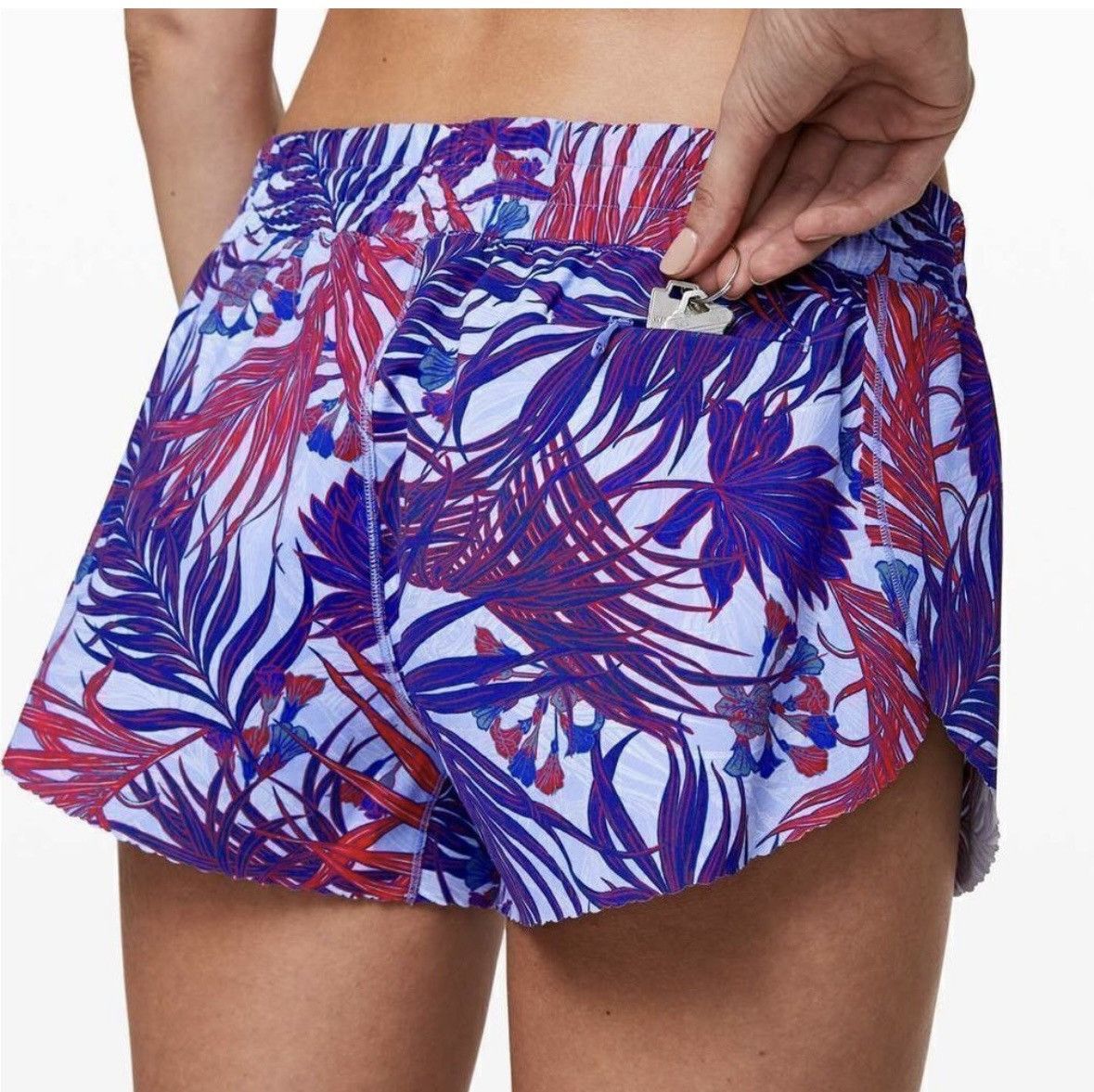 Lululemon Lululemon Will The Wave Surf Shorts Twisted Tropics Size 6 Size 28" / US 6 / IT 42 - 11 Thumbnail
