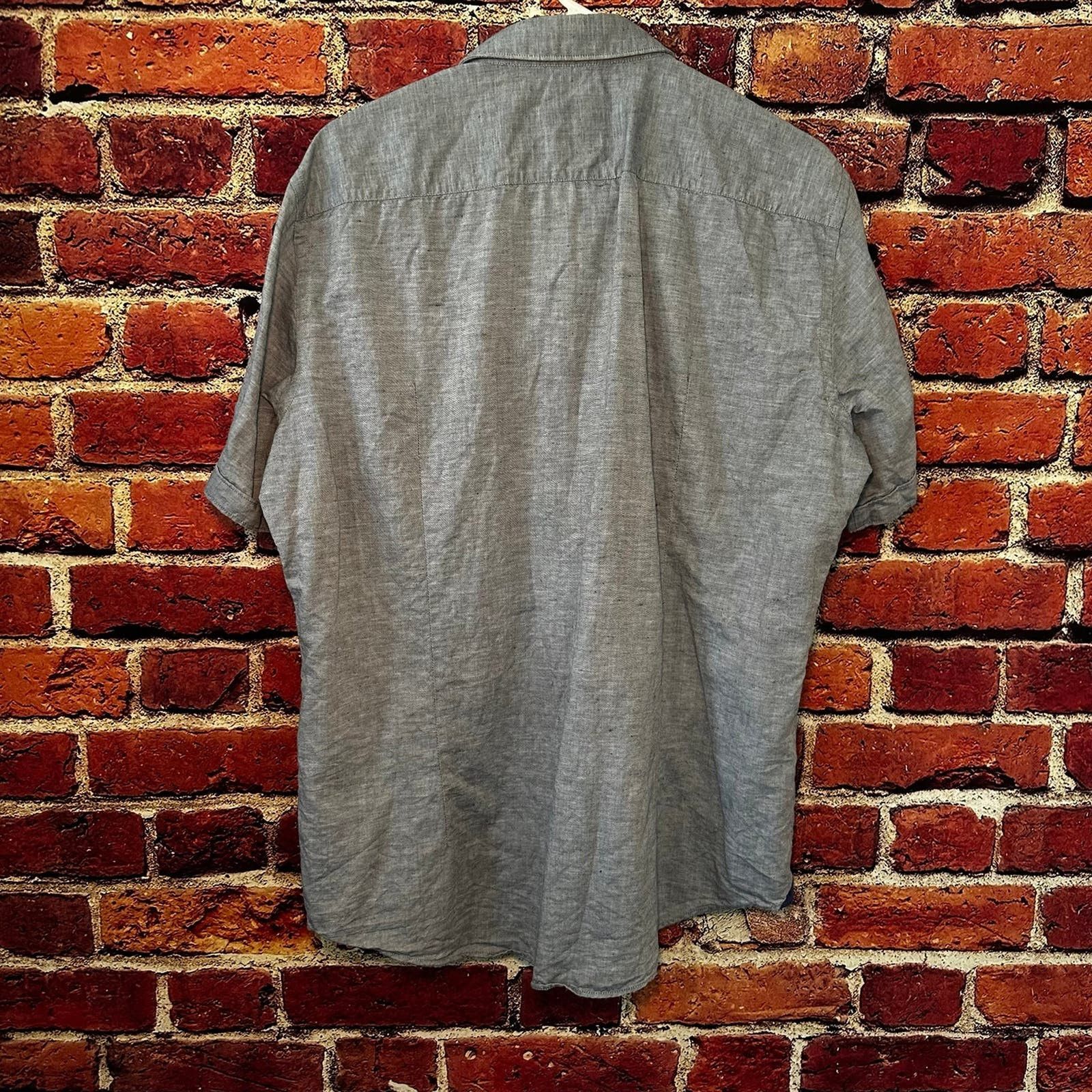 Hugo Boss Hugo boss, short sleeve button down size large Size US L / EU 52-54 / 3 - 5 Thumbnail