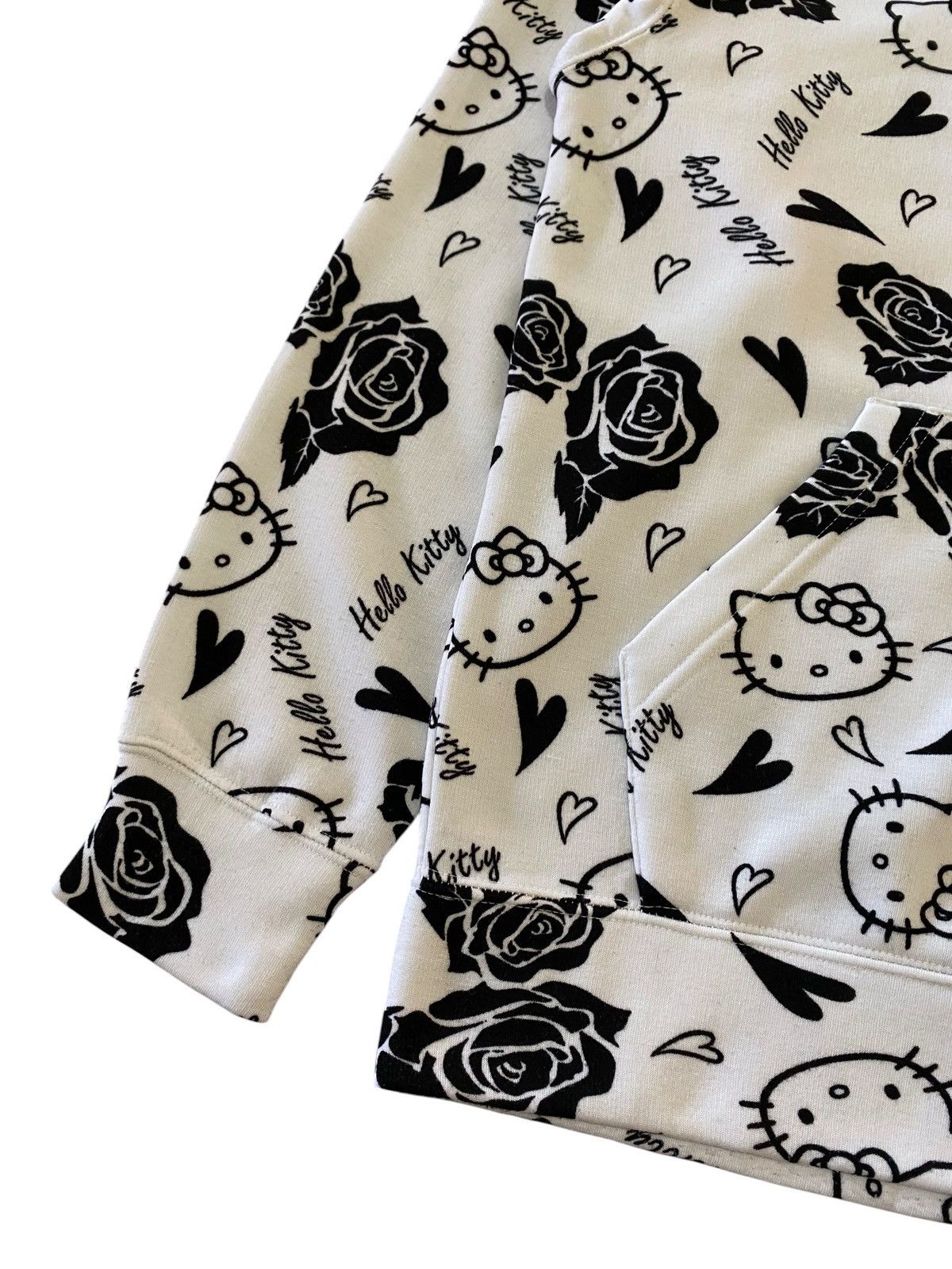 Japanese Brand Fur Hello Kitty Japan All Over Print Zip Hoodie Black White Size US M / EU 48-50 / 2 - 5 Thumbnail