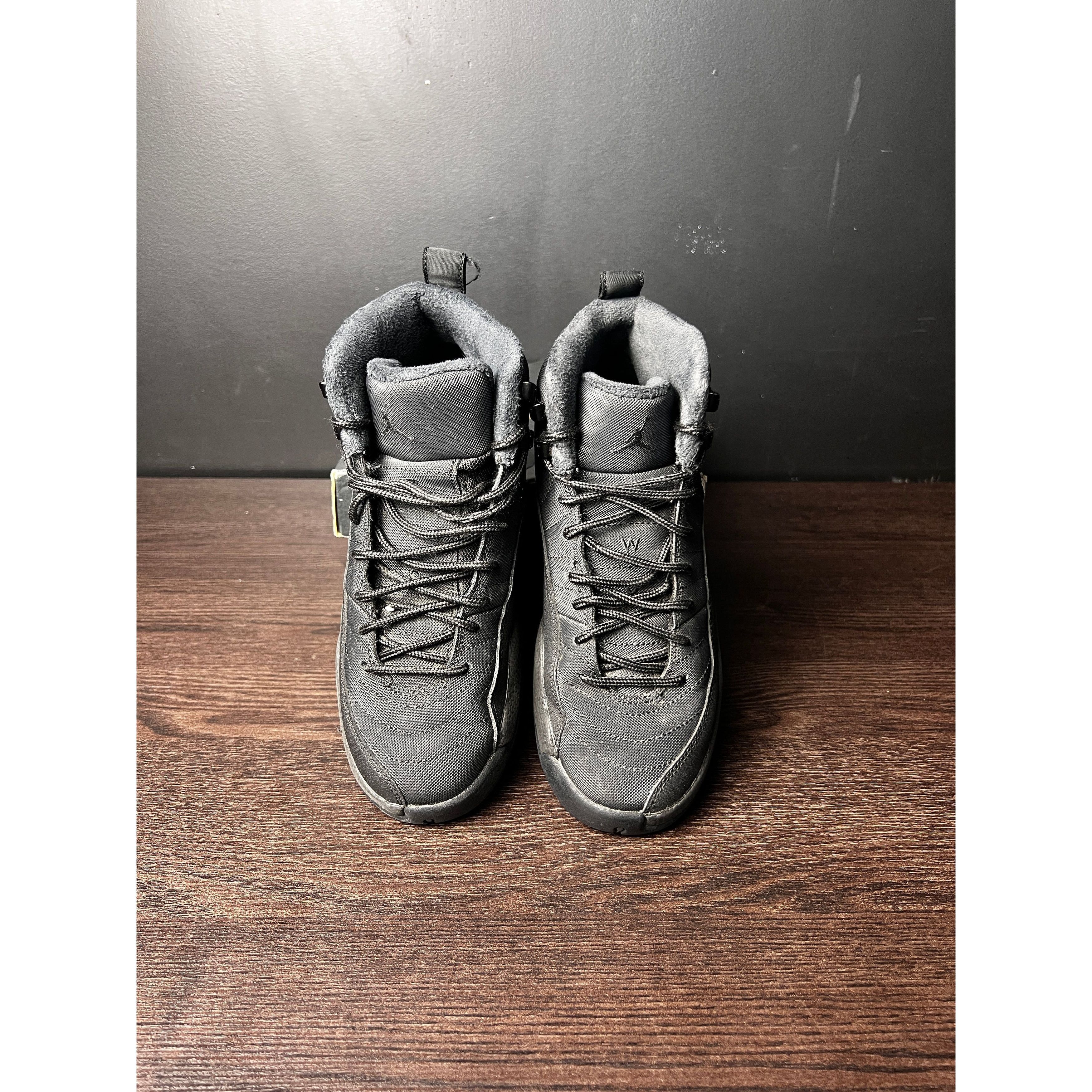Jordan Brand Air Jordan 12 Retro "Winter Black" (GS) **PRE-OWNED** - Size 6 Size US 6 / EU 39 - 3 Thumbnail