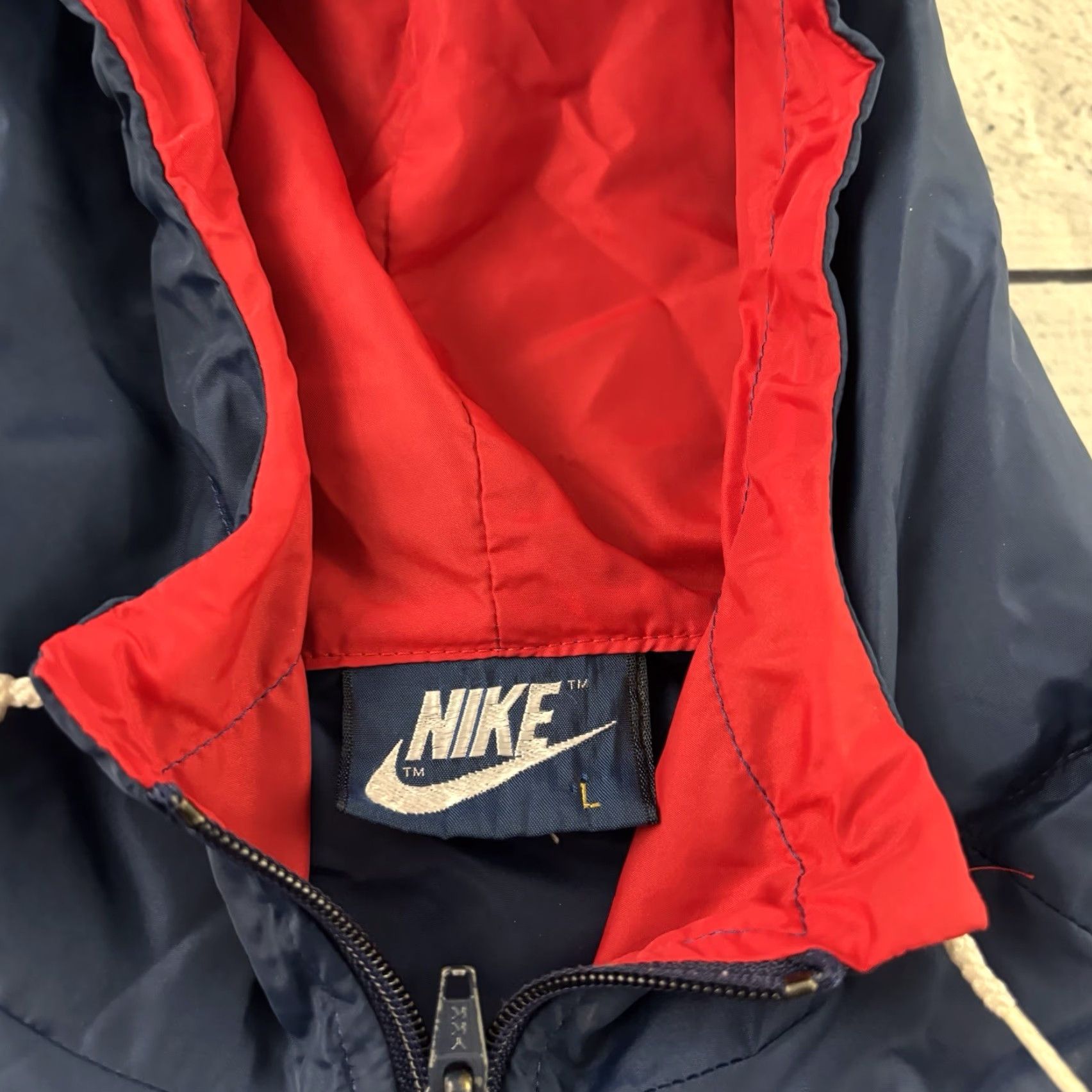 Nike Vintage Nike Full Zip Windbreaker Jacket Men L Red Blue Windbreaker Nike Jacket Adult Large Red Blue Mens Size US L / EU 52-54 / 3 - 3 Thumbnail