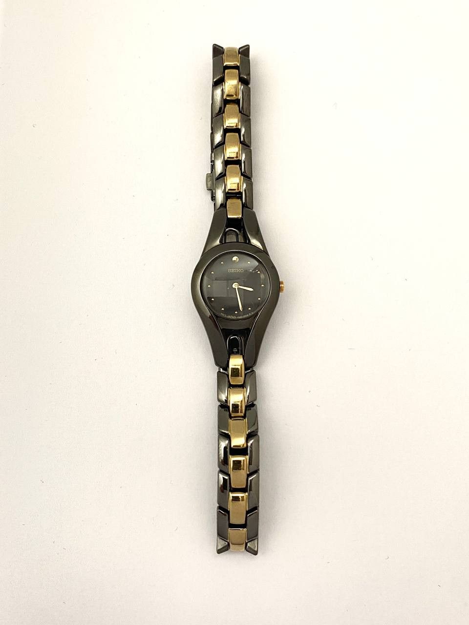 Seiko Seiko Logo Avant Garde Quartz Women Wrist Watch Vintage Y2K Size ONE SIZE - 4 Thumbnail