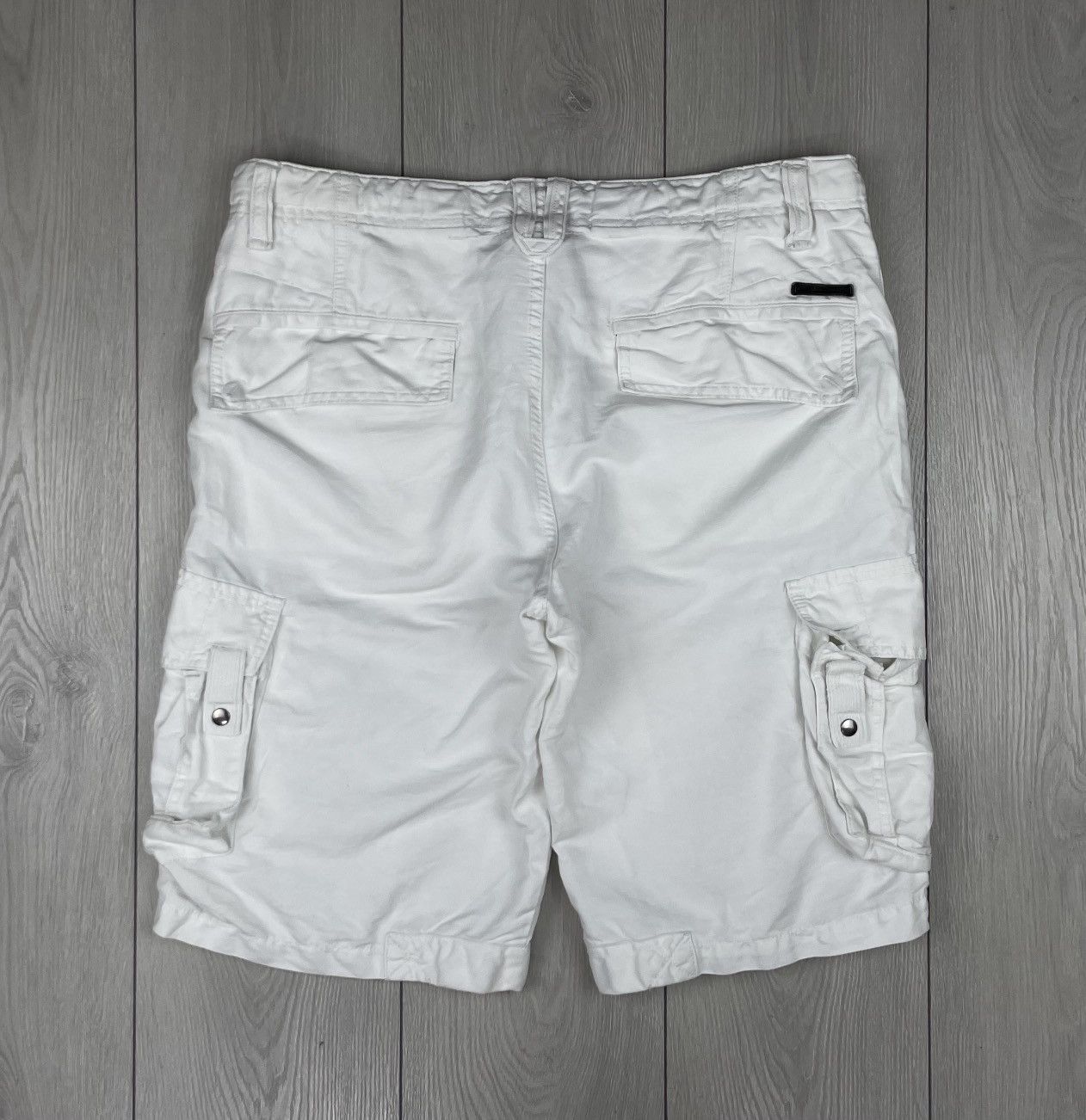 Hugo Boss Hugo Boss Cargo Men’s white Shorts Size XL Size US 36 / EU 52 - 6 Thumbnail