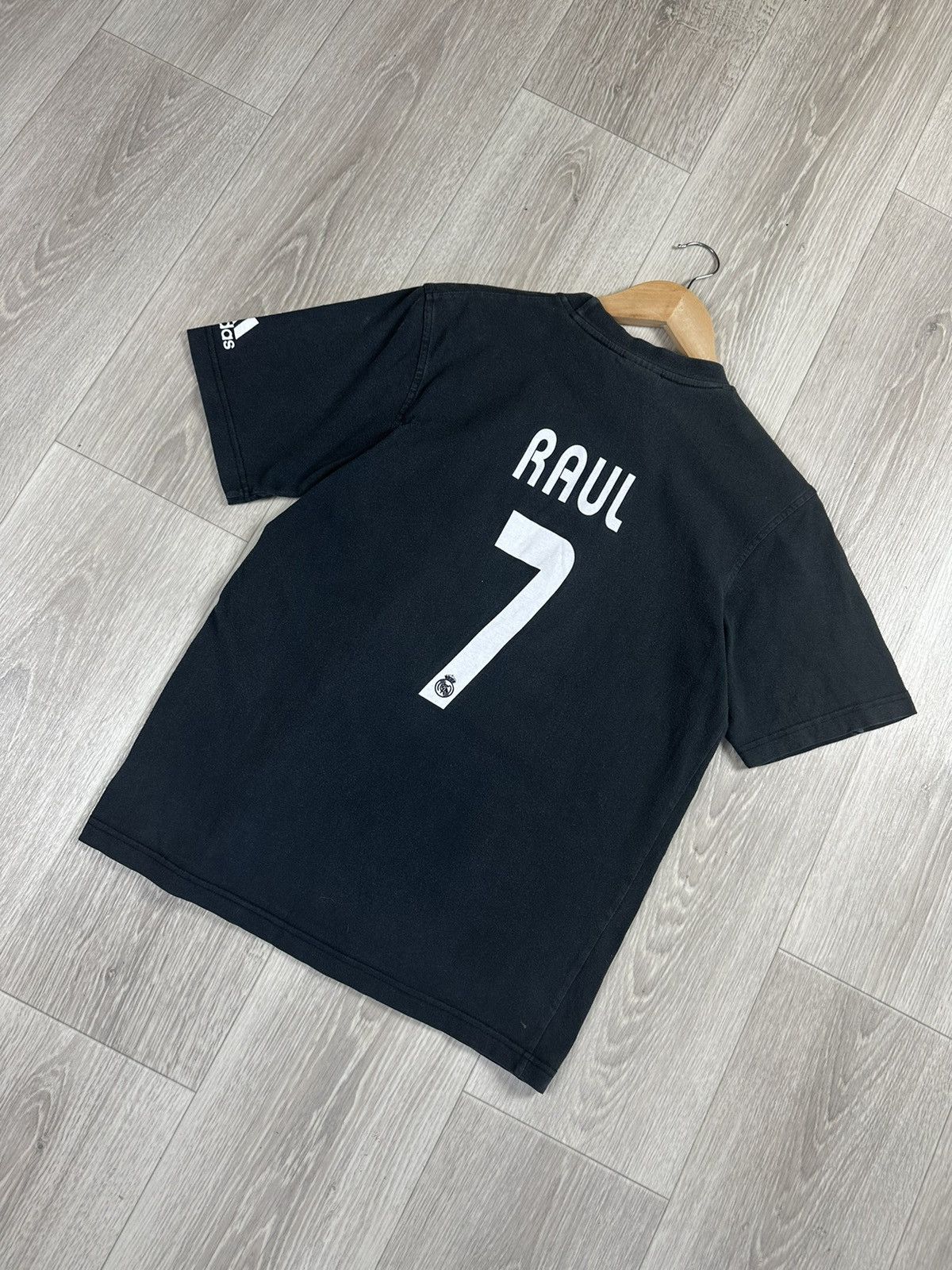 Adidas Adidas Real Madrid Jersey T-Shirt Player Raul #7 Size US S / EU 44-46 / 1 - 6 Thumbnail