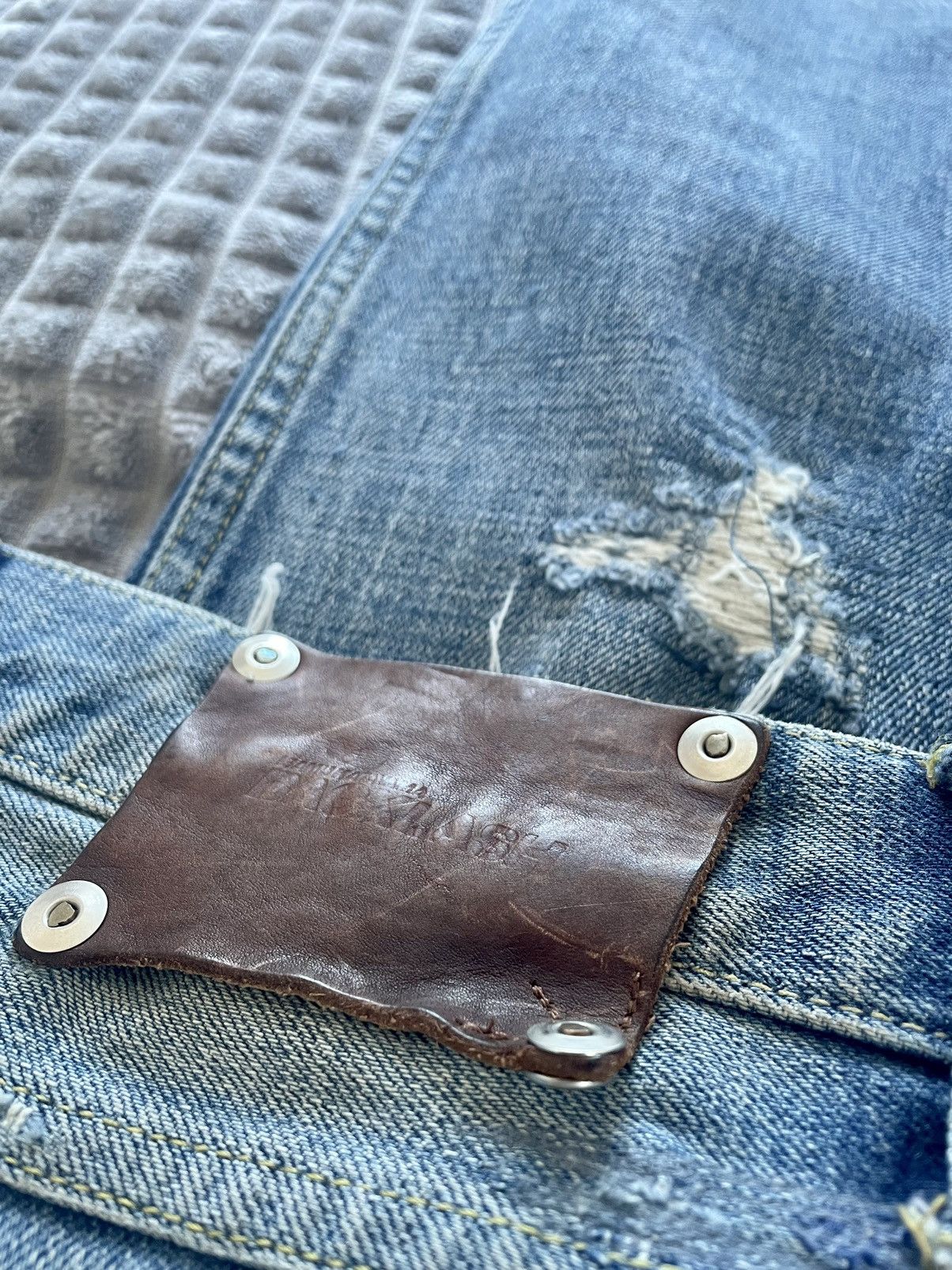 Isamu Katayama Backlash Isamu Katayama Backlash Rock’n’roll Distressed Slim Jeans Size US 34 / EU 50 - 8 Thumbnail