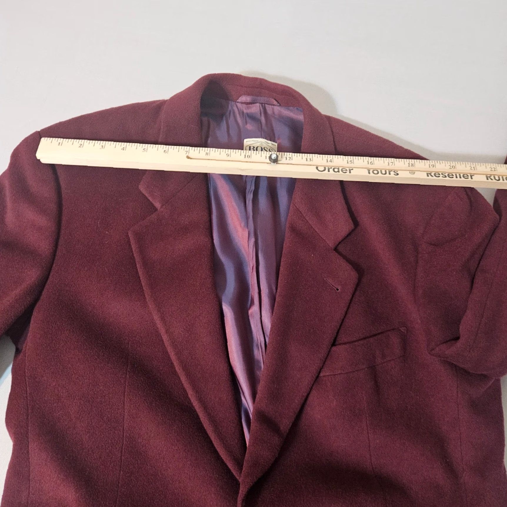 Hugo Boss VINTAGE Hugo Boss Blazer Mens 44R Burgundy Cashmere Wool Blend Two-Button Sport Coat Size 44R - 7 Thumbnail