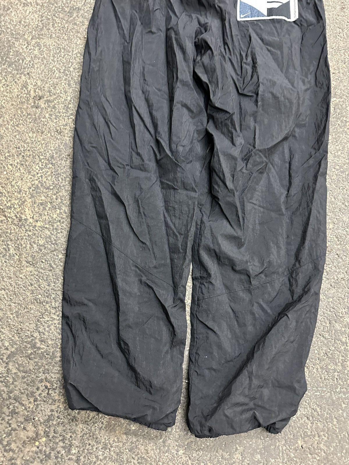 Nike × Vintage Nike flight jogger track pants Size US 30 / EU 46 - 3 Thumbnail