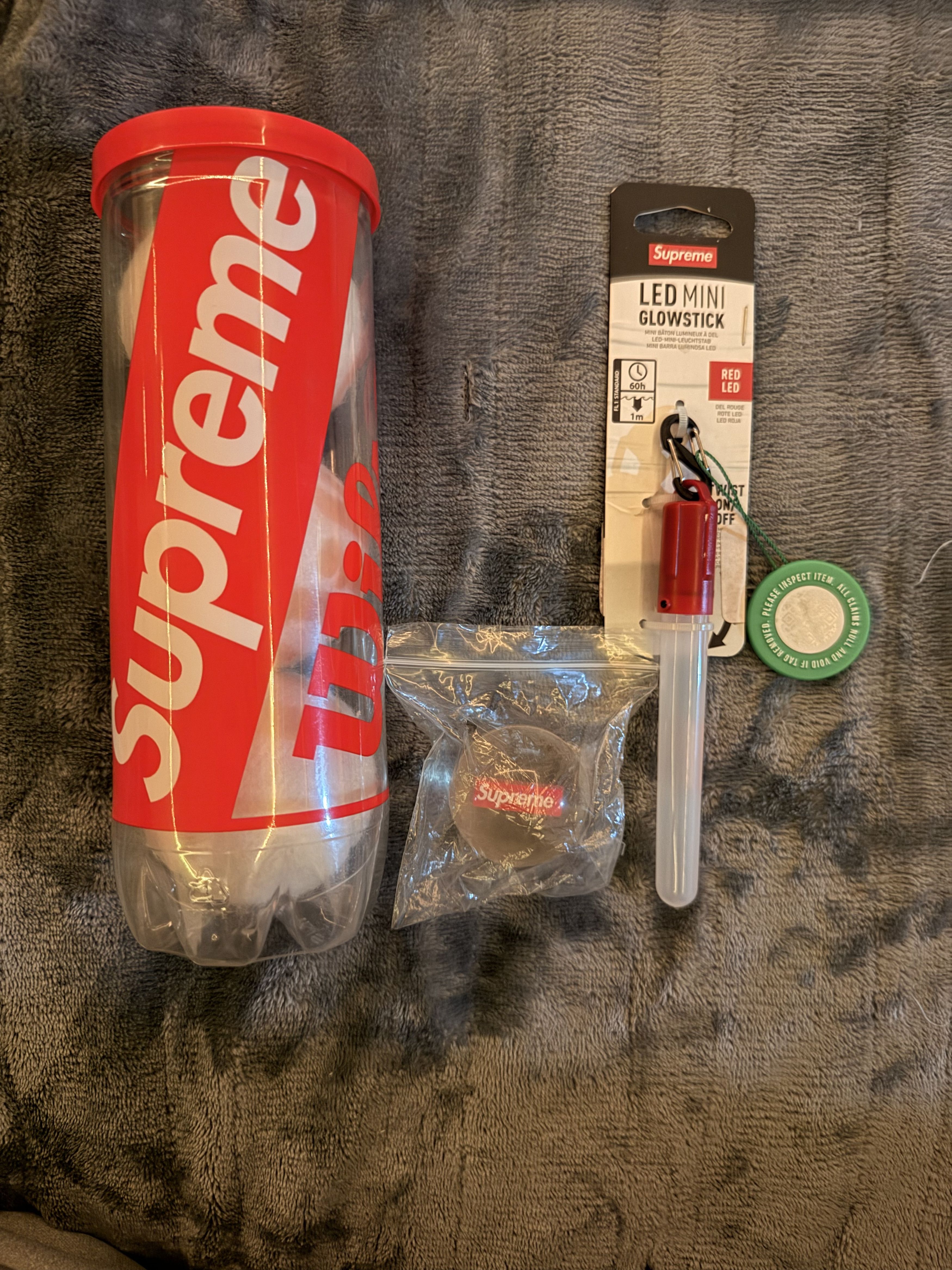 Supreme Supreme Lot - Tennis Balls, Mini LED, & Bouncy Ball Size ONE SIZE - 1 Thumbnail