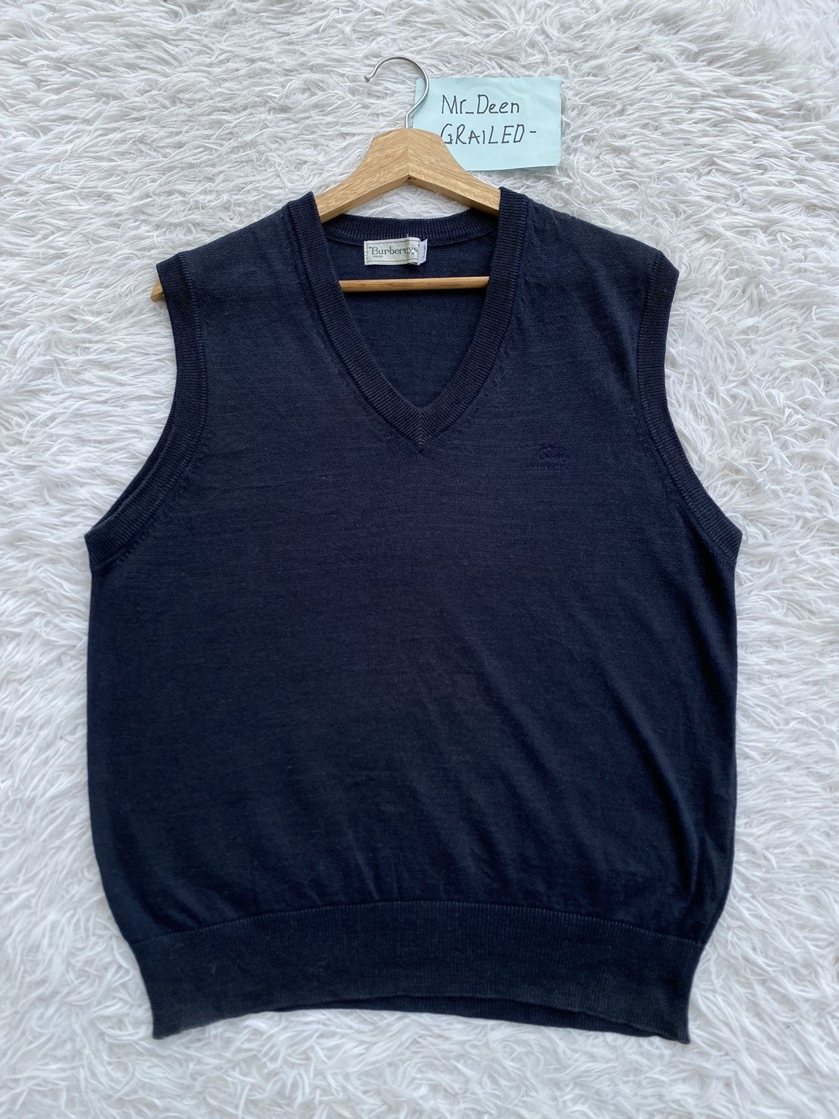 Burberry Rare Vintage 90s Burberry Knitted Vest Size US M / EU 48-50 / 2 - 1 Thumbnail