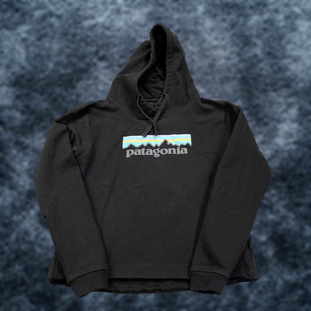 Patagonia Hoodie Womens M Black Uprisal Hoody Pullover Cropped Sweatshirt