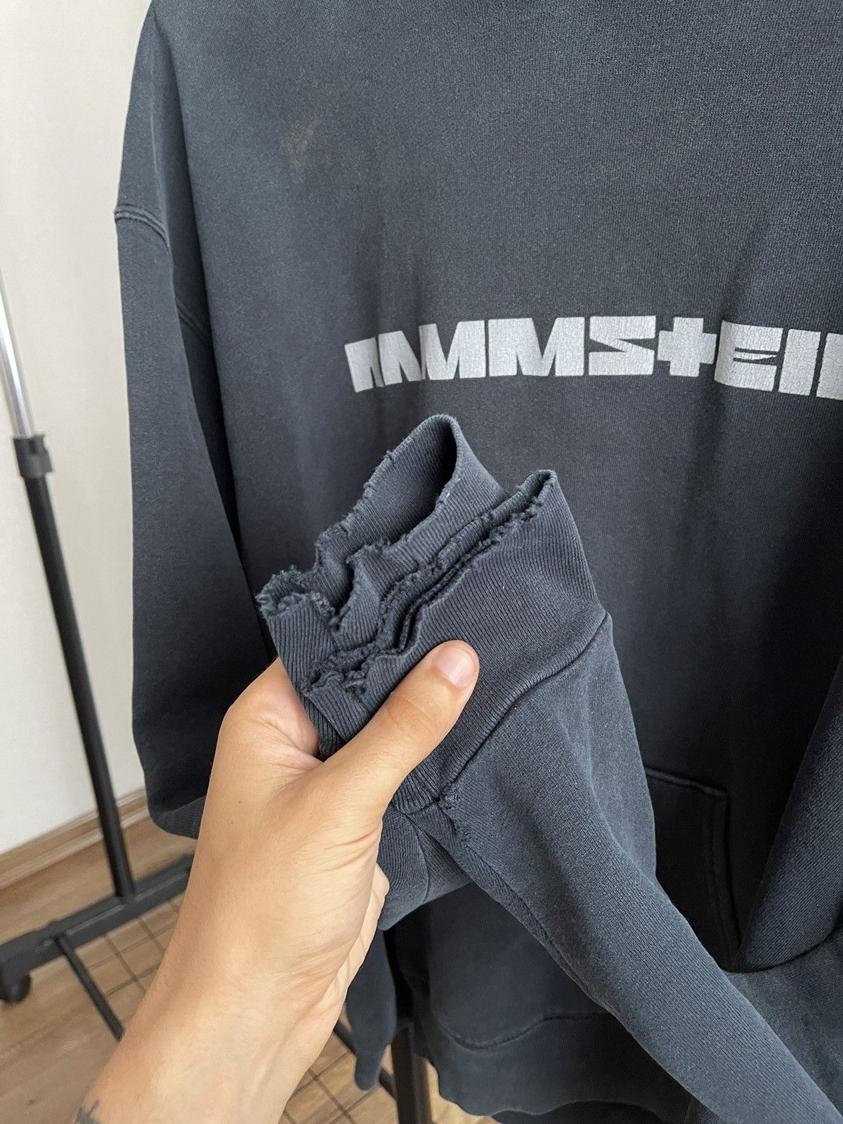 Band Tees Rammstein Vintage Hoodie Pullover 90s Big Logo Size US XL / EU 56 / 4 - 14 Thumbnail