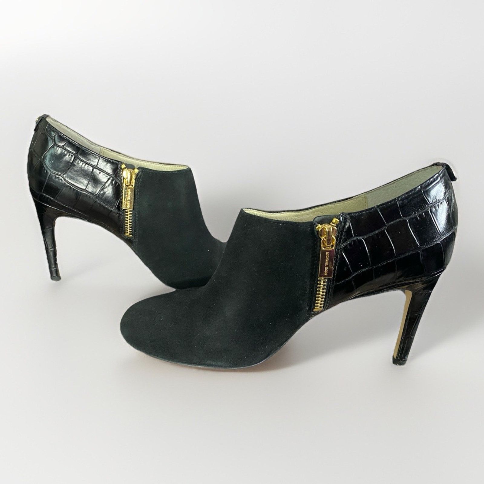 Michael Kors Michael Kors Women’s 8.5 Black Leather Suede BOOTIES Size US 8.5 / IT 38.5 - 9 Thumbnail