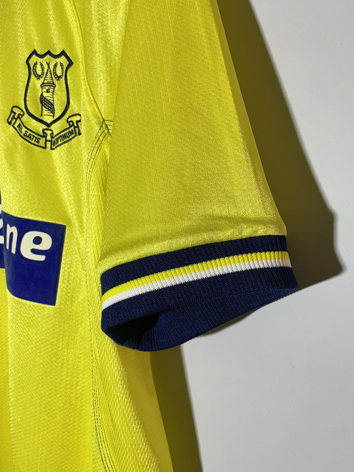 Umbro × Vintage Everton Umbro 1998/99 Vintage Third Y2k Football Shirt Size US L / EU 52-54 / 3 - 7 Thumbnail
