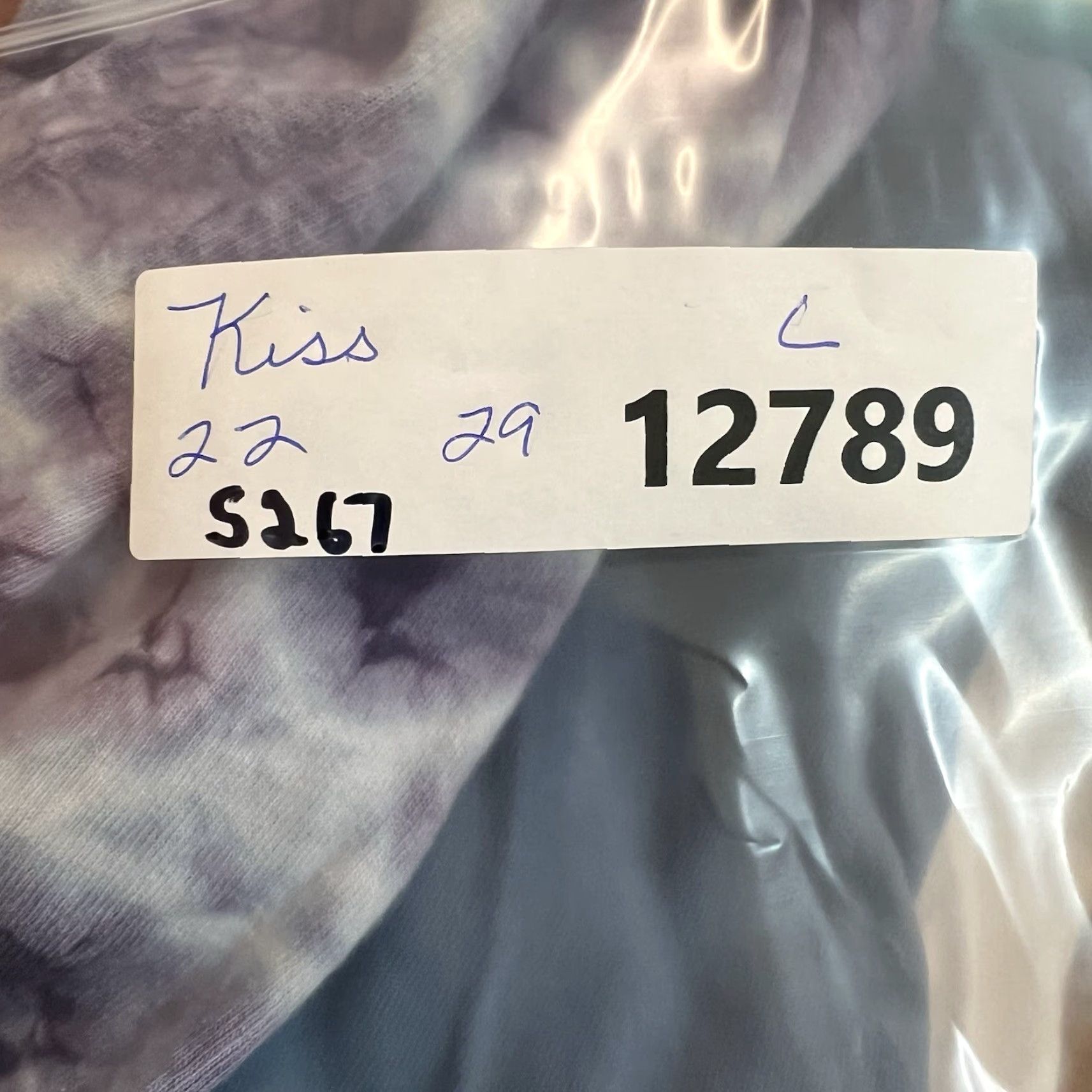 Liquid Blue VINTAGE Liquid Blue Kiss Band T-Shirt Mens L Crew Neck Purple Tie Dye Graphic 44in Chest Band Logo Shirt Size US L / EU 52-54 / 3 - 7 Thumbnail