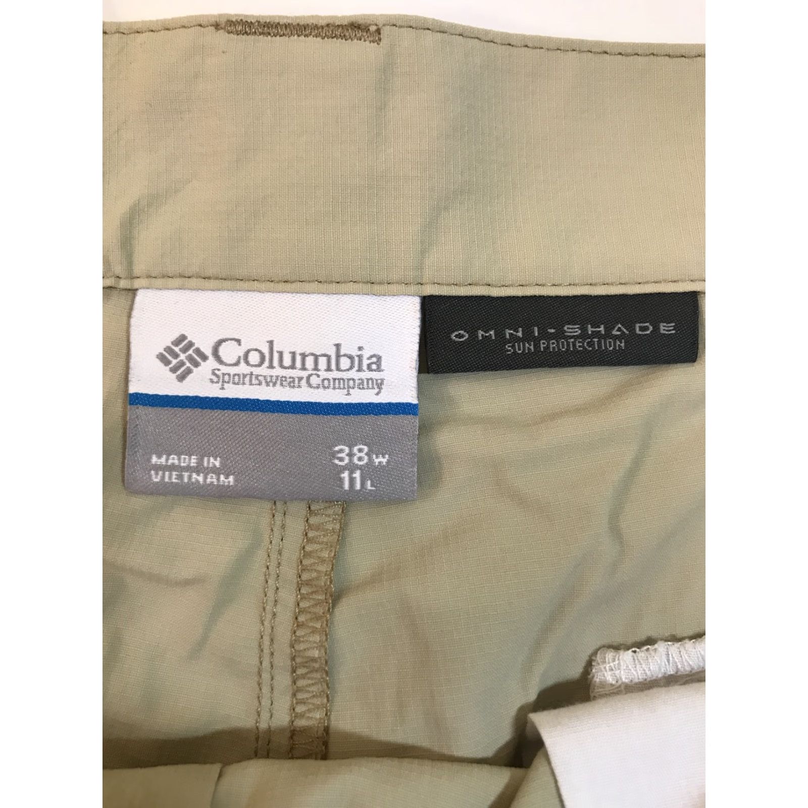 Vintage Columbia Mens Cargo Shorts Sz 38 Beige Nylon Polyester Flat Front Pockets Outdoor Casual Shirt? Size US 38 / EU 54 - 2 Thumbnail