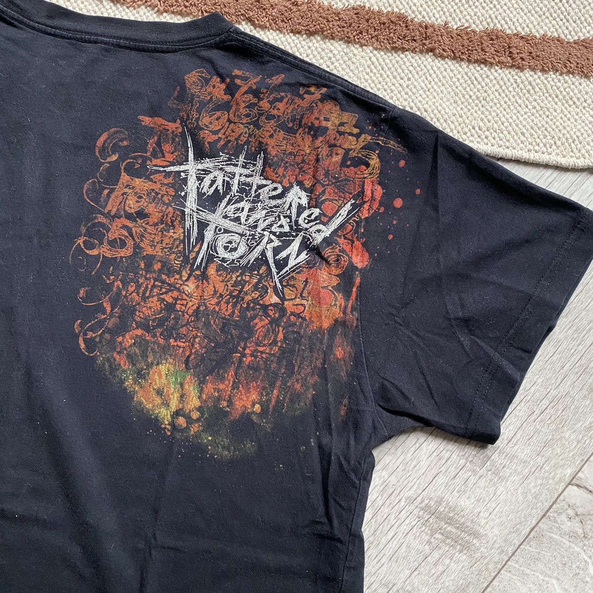 Band Tees SLIPKNOT Y2K TATTERED AND TORN BIG PRINT T SHIRT Size US L / EU 52-54 / 3 - 4 Thumbnail