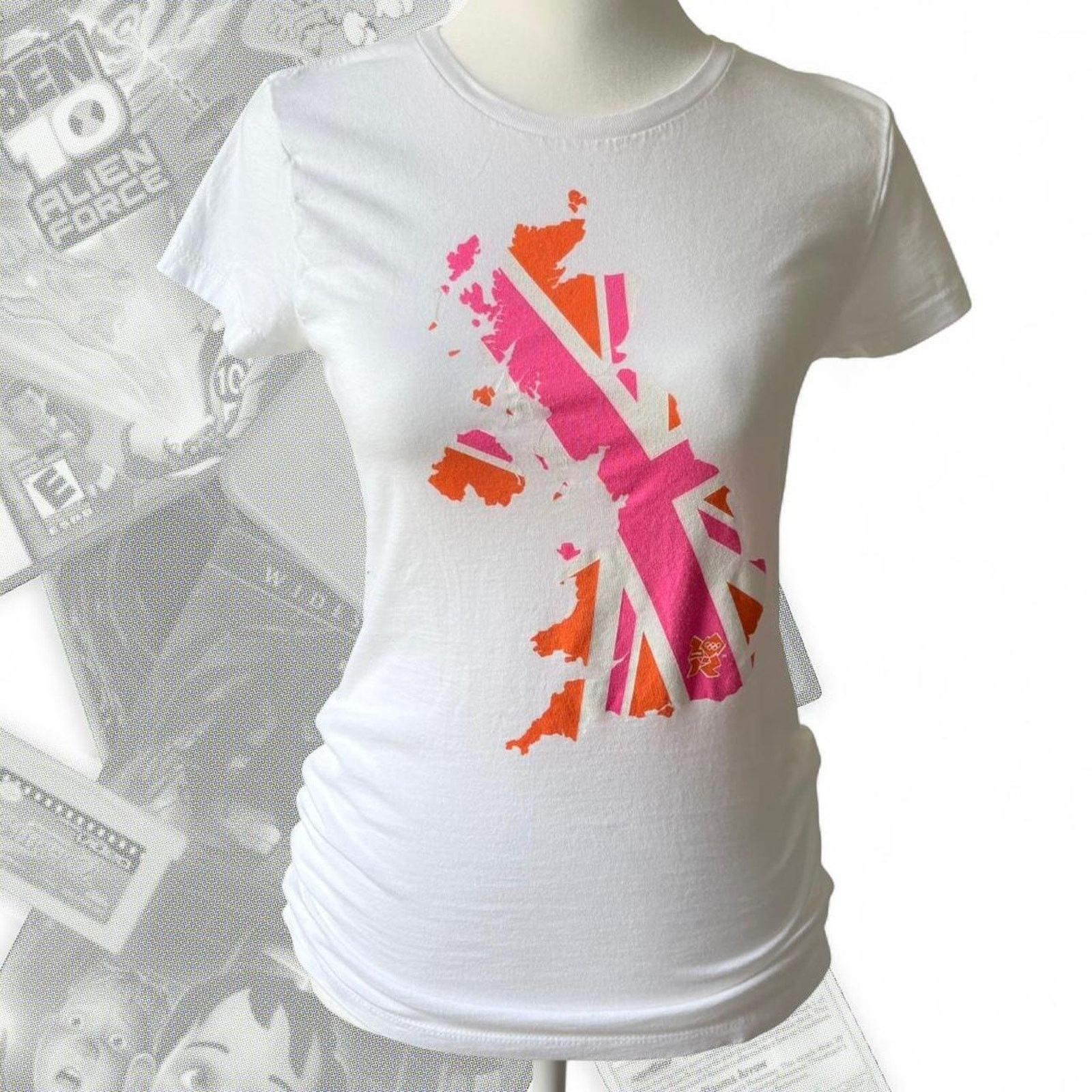 USA Olympics White Y2K 2012 London Britain Olympics Graphic Tee / Top Size XS / US 0-2 / IT 36-38 - 2 Thumbnail