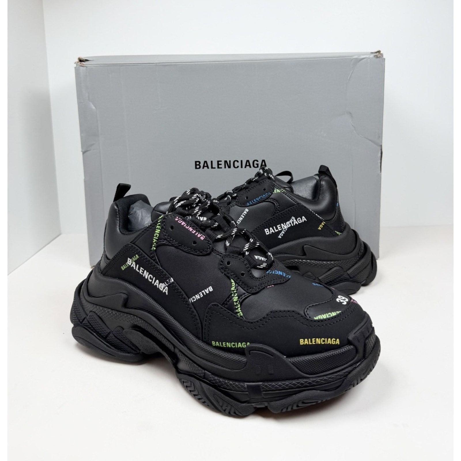 Balenciaga Size 39EU/6US - Balenciaga Triple S Multicolor Size US 6 / EU 39 - 2 Thumbnail