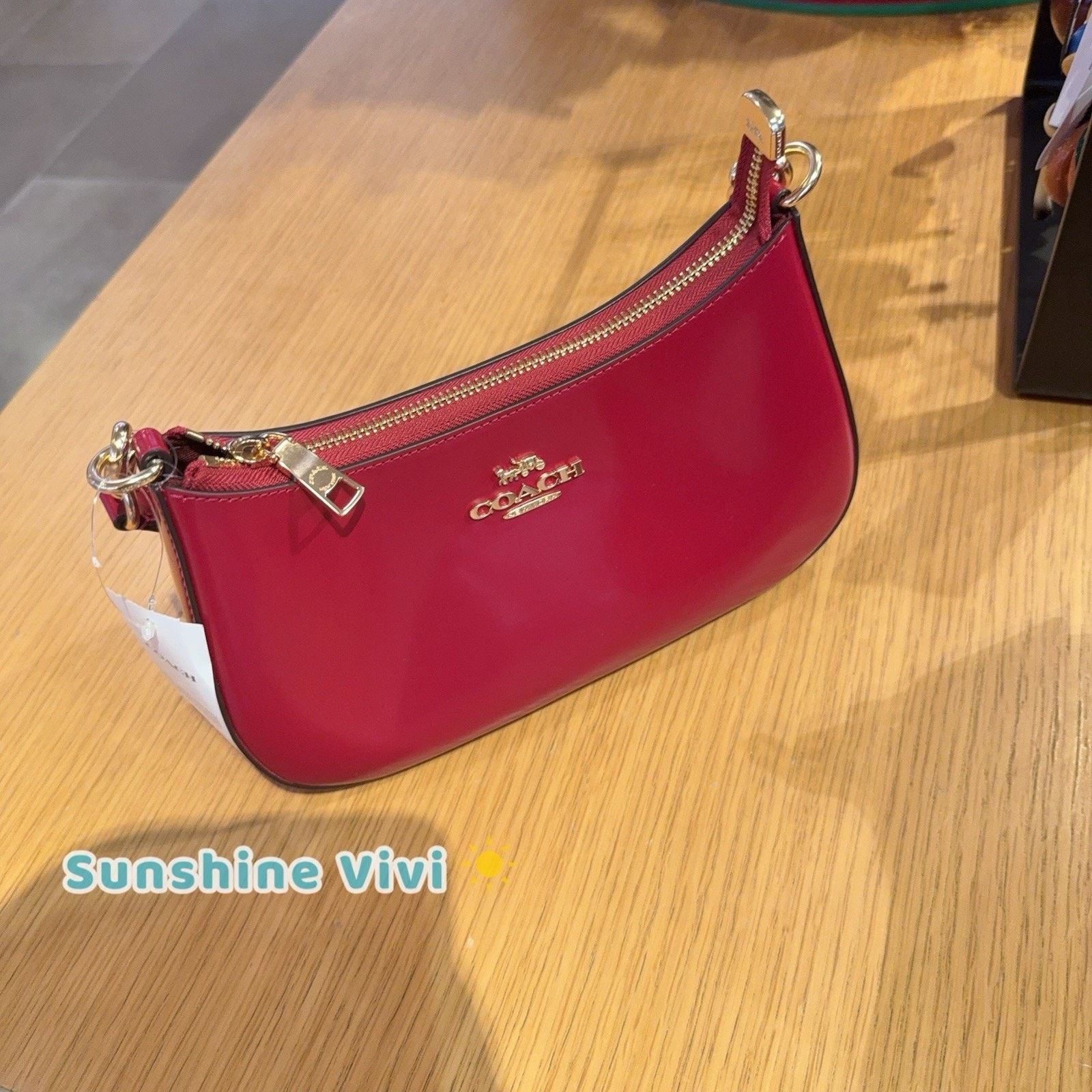 Coach NWT Coach Teri Shoulder Bag Crossbody Leather cv938 Ruby Size ONE SIZE - 7 Thumbnail