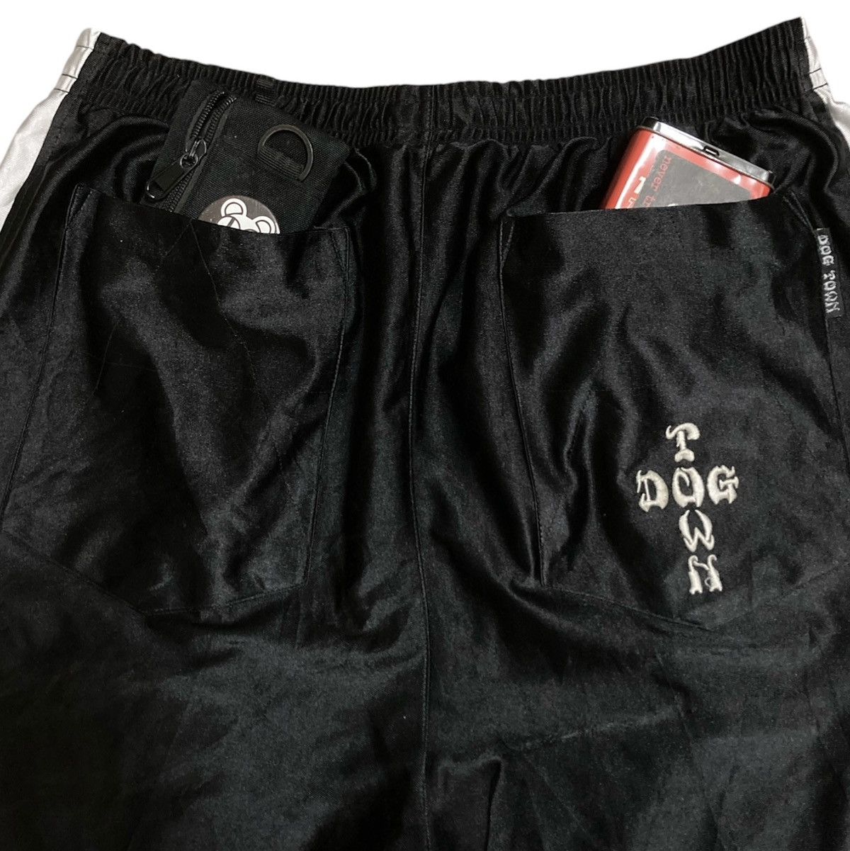 Dogtown DOGTOWN EMBROIDERED LOGO CROSS SHORT PANTS Size US 30 / EU 46 - 3 Thumbnail