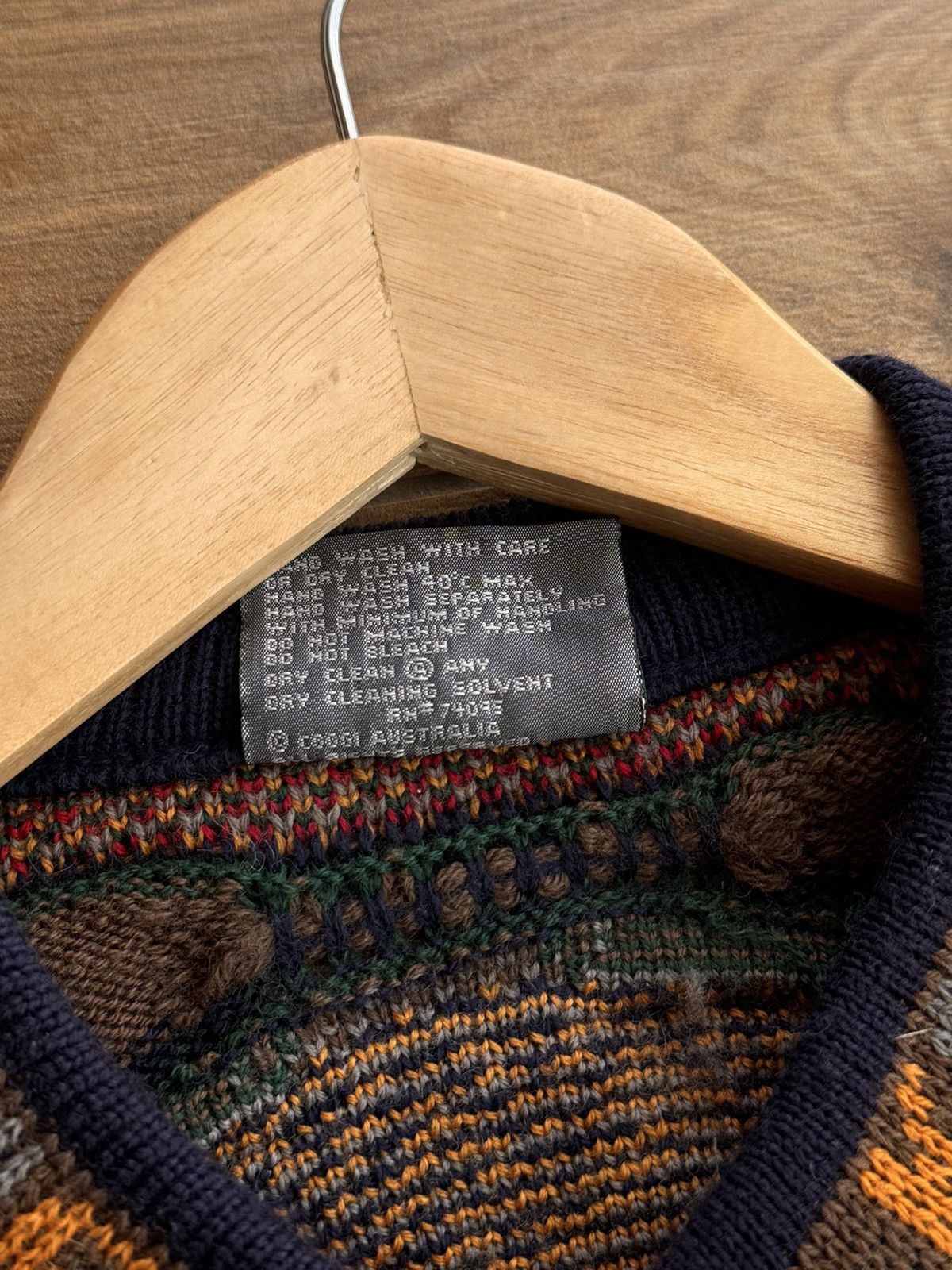 Coogi × Vintage VTG Coogi Pure New Wool Luxury 90’s Walkabout Koala Cardigan Size S / US 4 / IT 40 - 18 Thumbnail