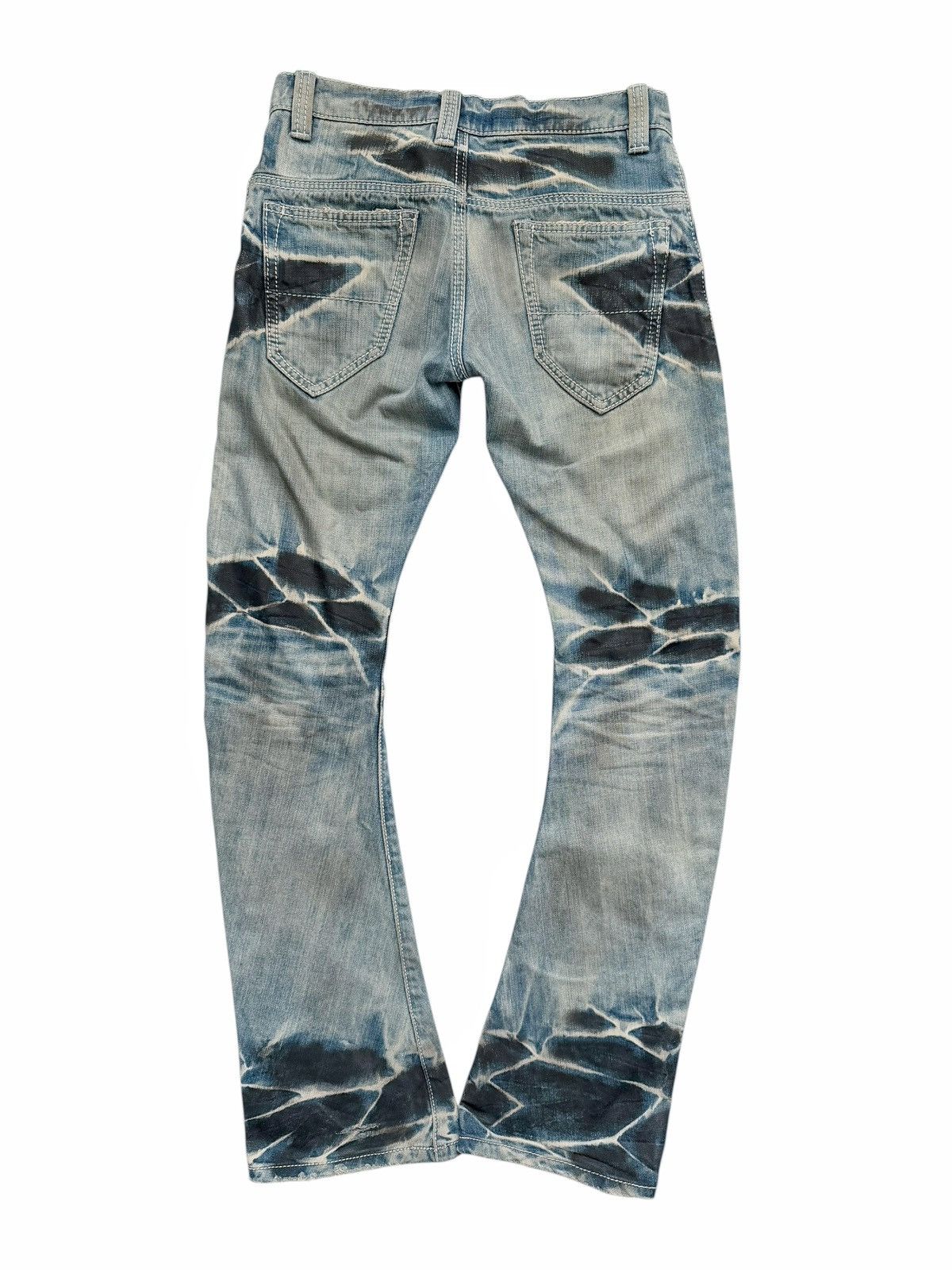 BUFFALO BOBS Flared Wrinkle Oil Distressed Blue Grunge Denim Size US 28 / EU 44 - 2 Thumbnail