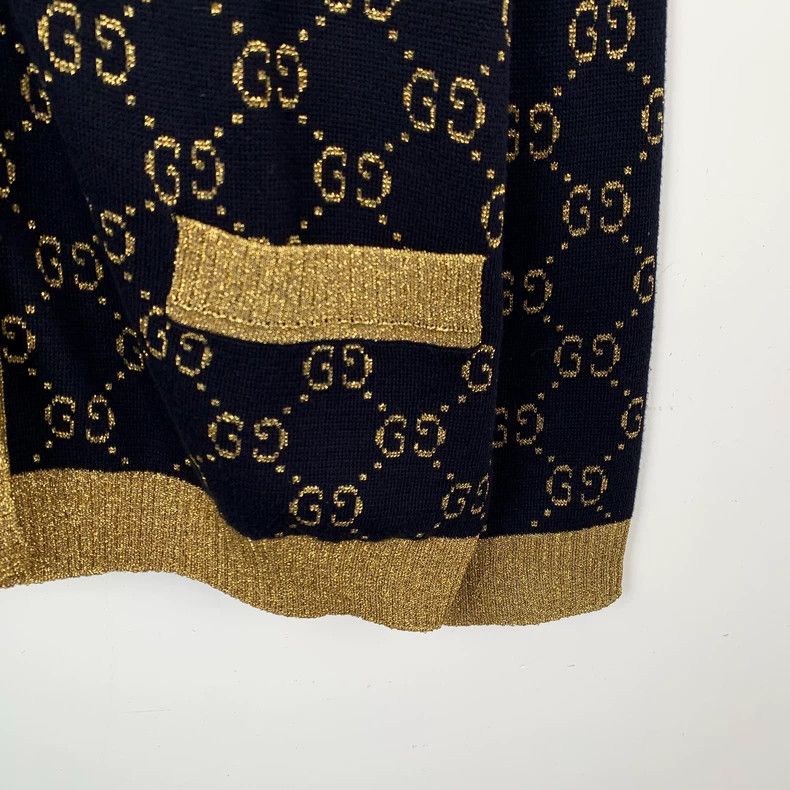 Gucci Gucci Black and gold color matching V-neck cotton knitted c Size US M / EU 48-50 / 2 - 4 Thumbnail