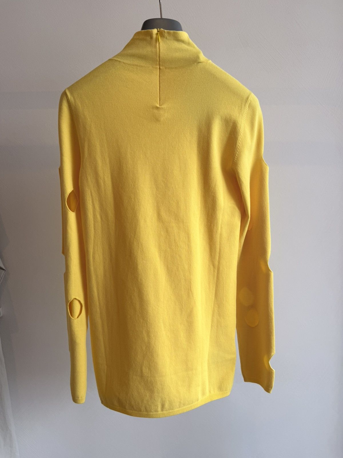 Prada NWT Prada Yellow Openwork Viscose Turtleneck Logo Top Sz 44 Size M / US 6-8 / IT 42-44 - 3 Thumbnail