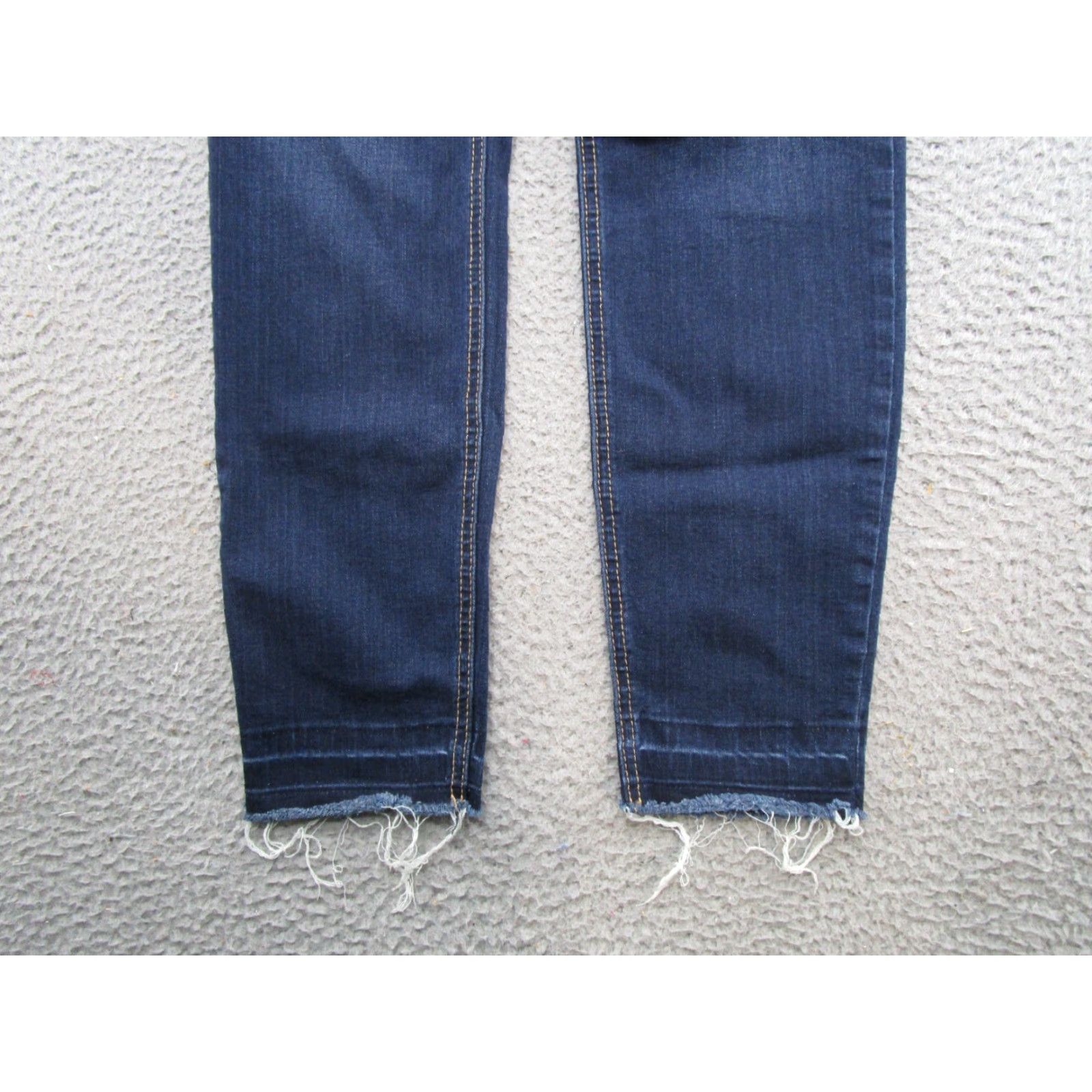 Denime Prosperity Dark Wash Skinny Ankle Stretch Denim Raw Hem Blue Jeans 30 Women Sized 30 Blue Prosperity Jeans Skinny Stretch Dark Wash Women 30 Size 30" / US 8 / IT 44 - 2 Thumbnail