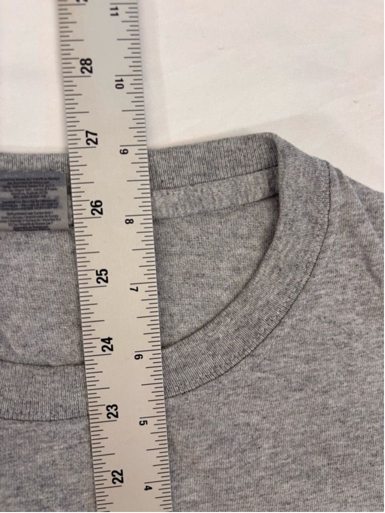 Gildan Men's Gildan T-shirt XL Gray Burbank Sportscards Size US XL / EU 56 / 4 - 5 Thumbnail